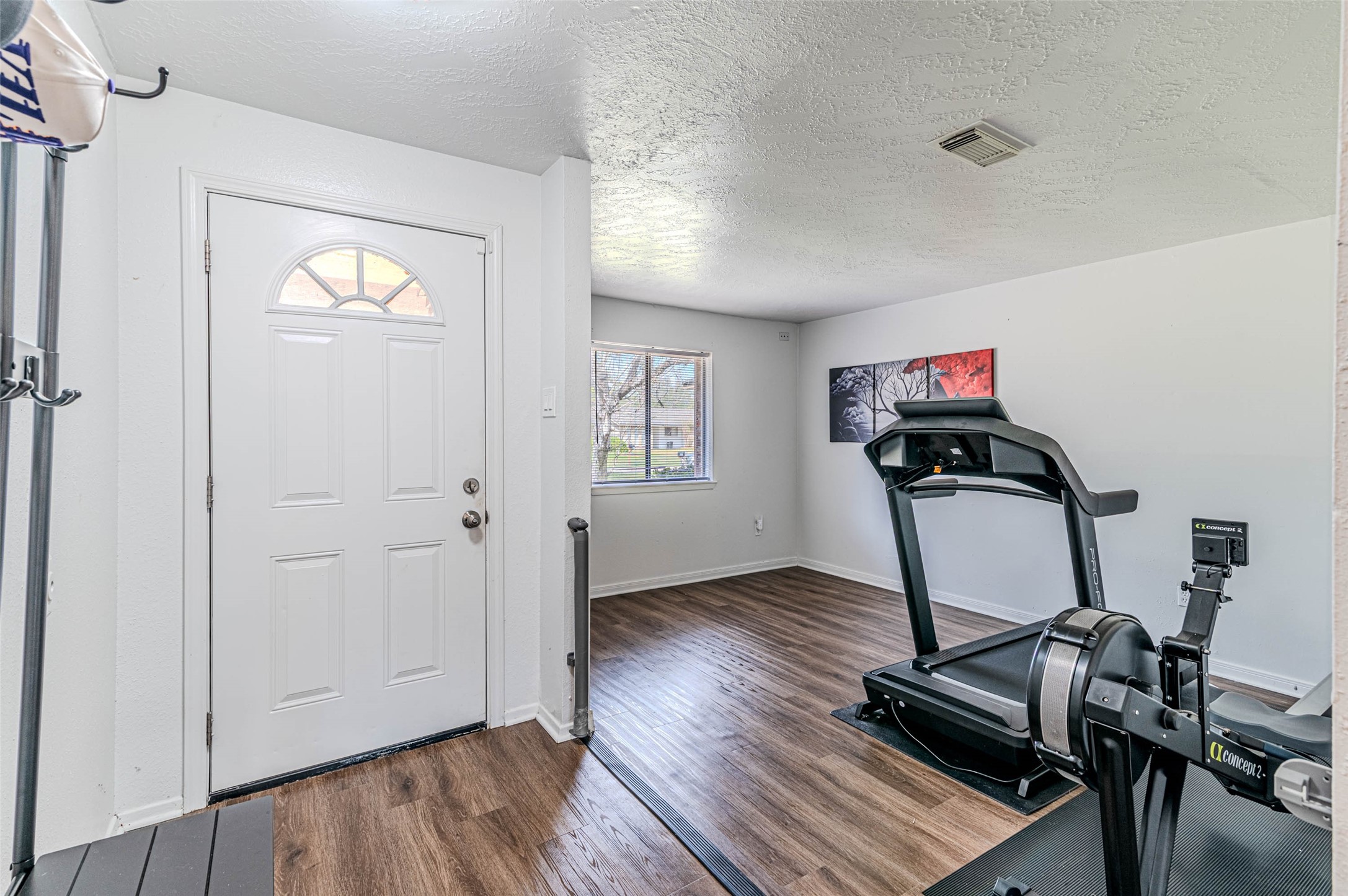 4606 Fitzwater Drive Property Photo 6