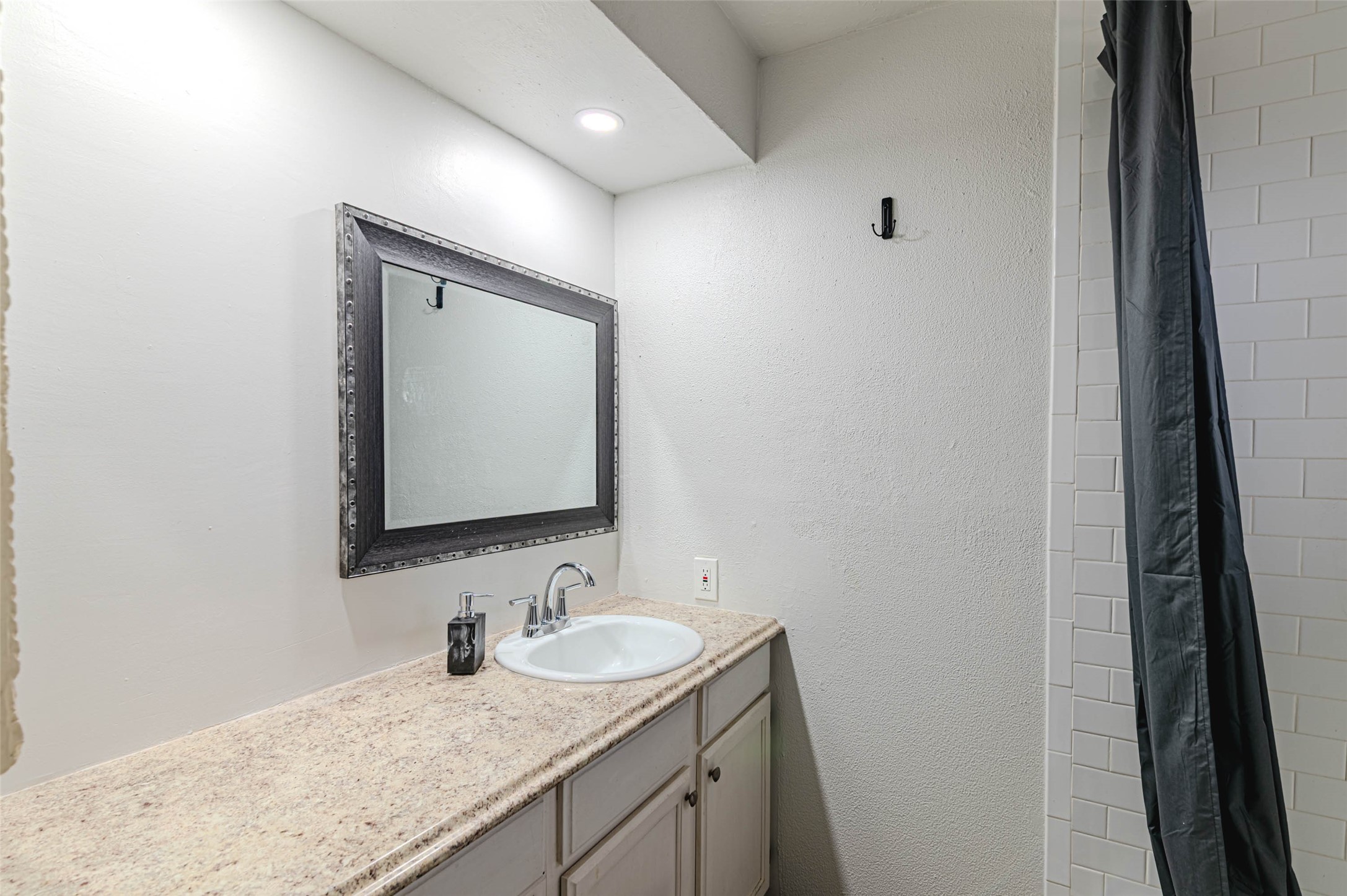 4606 Fitzwater Drive Property Photo 30