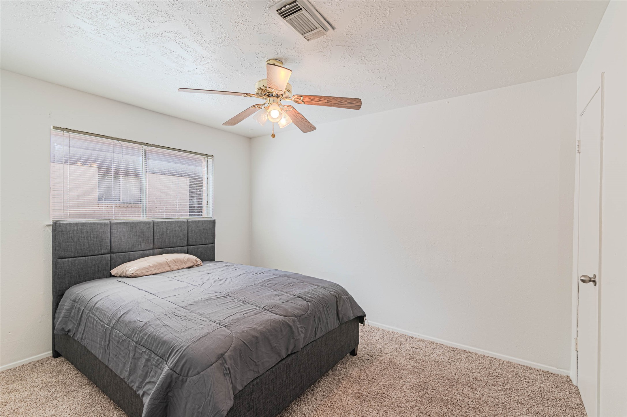 4606 Fitzwater Drive Property Photo 34