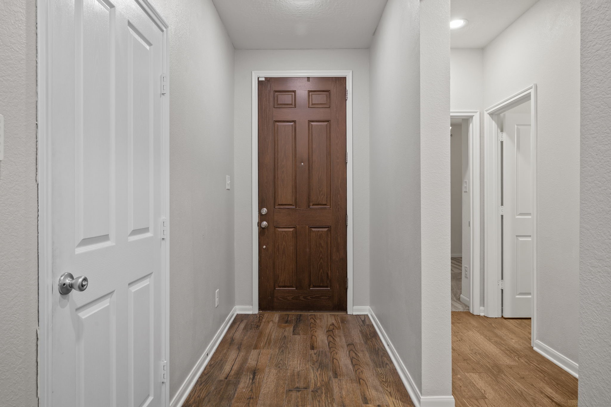 21419 Biscayne Valley Lane Property Photo 5