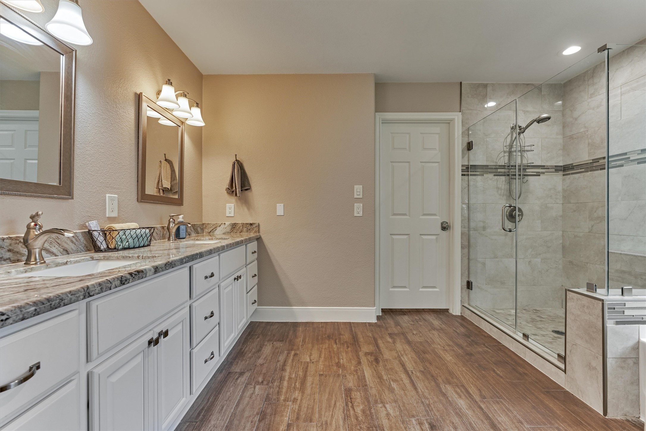 903 Mesquite Drive Property Photo 10