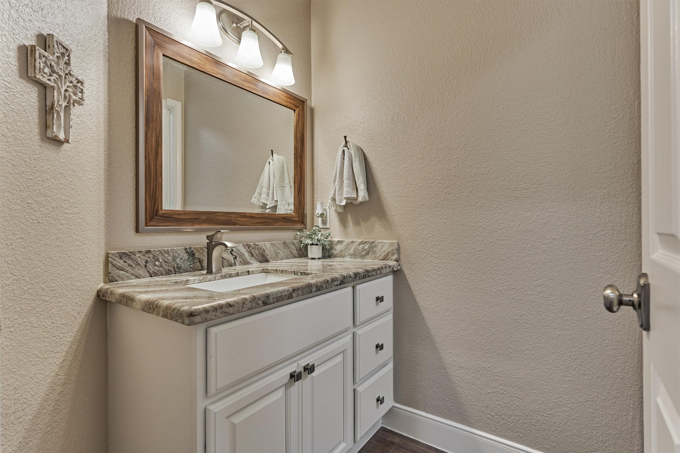 903 Mesquite Drive Property Photo 23