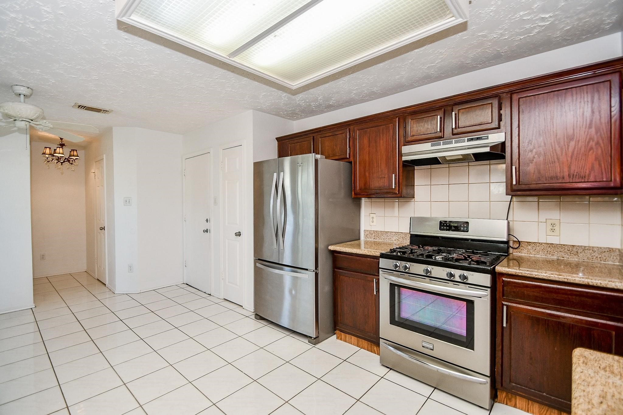 12311 Grove Meadow Drive Property Photo 10
