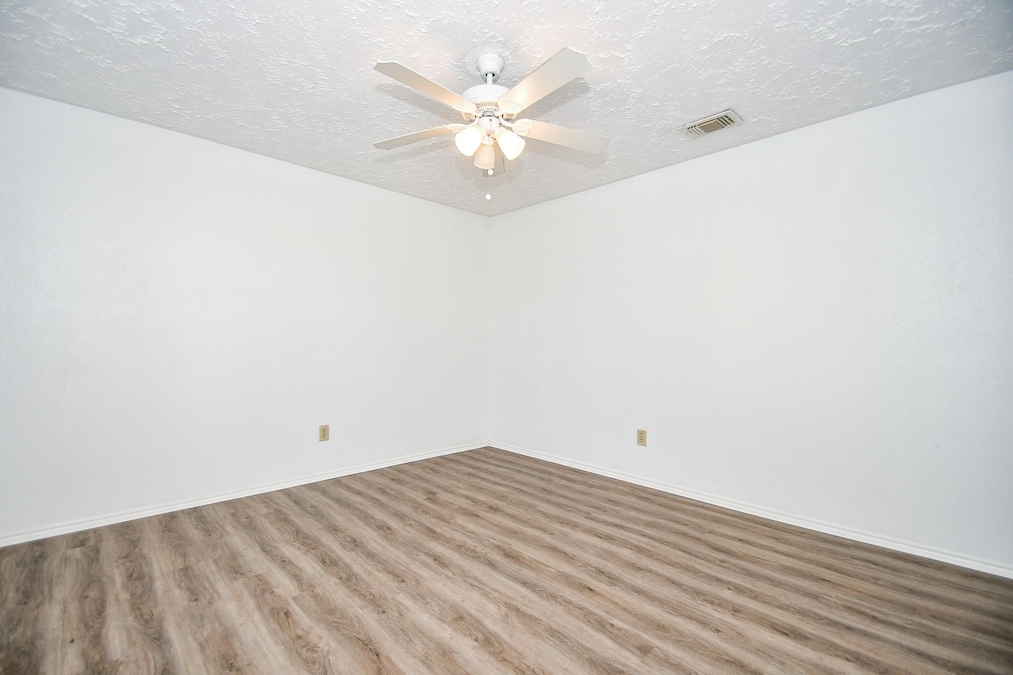12311 Grove Meadow Drive Property Photo 23