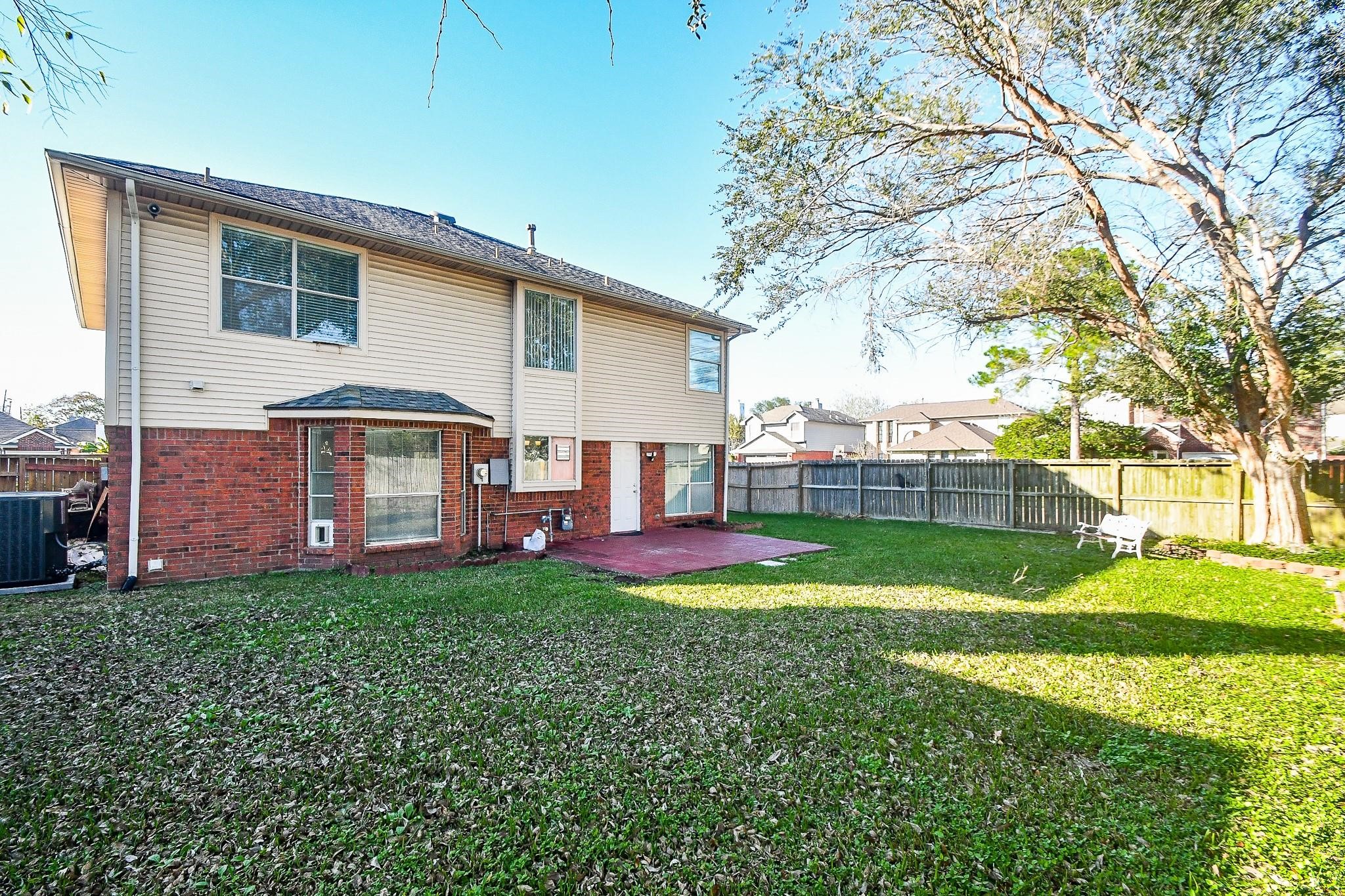 12311 Grove Meadow Drive Property Photo 26