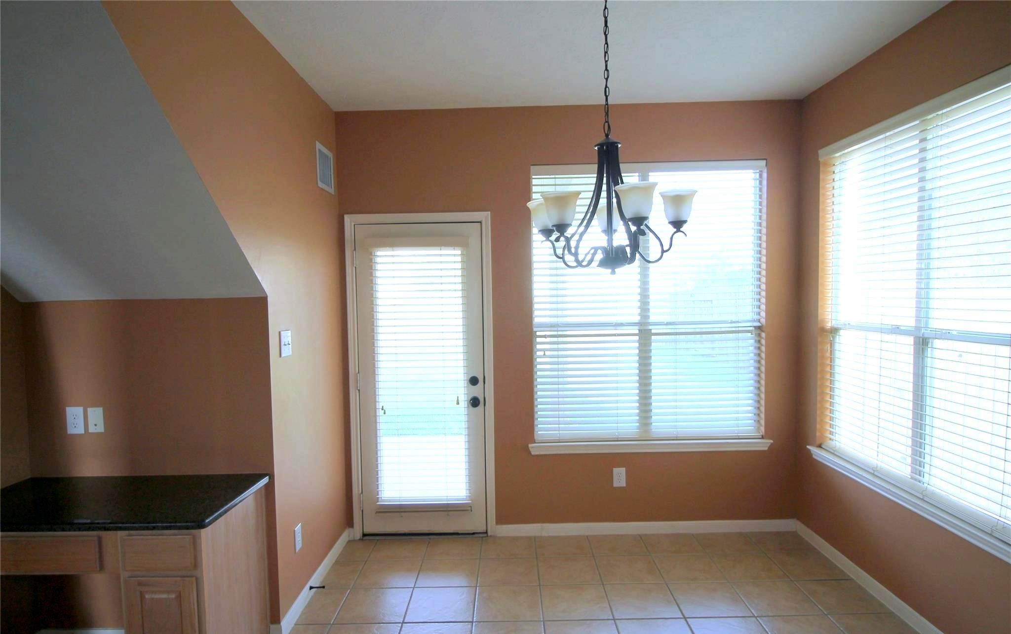 1118 Oxford Mills Lane Property Photo 6