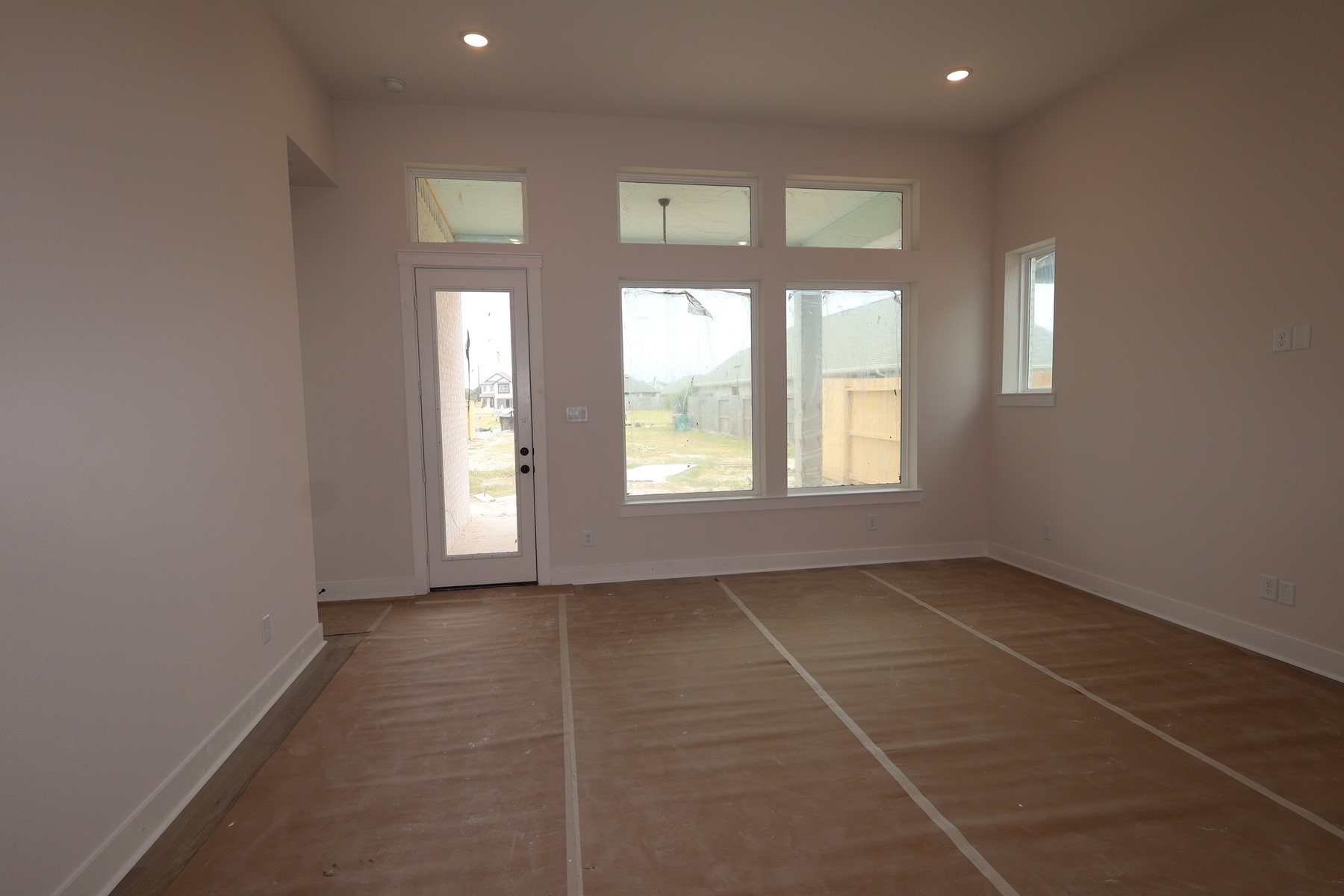 26510 Delightful Drive Property Photo 8