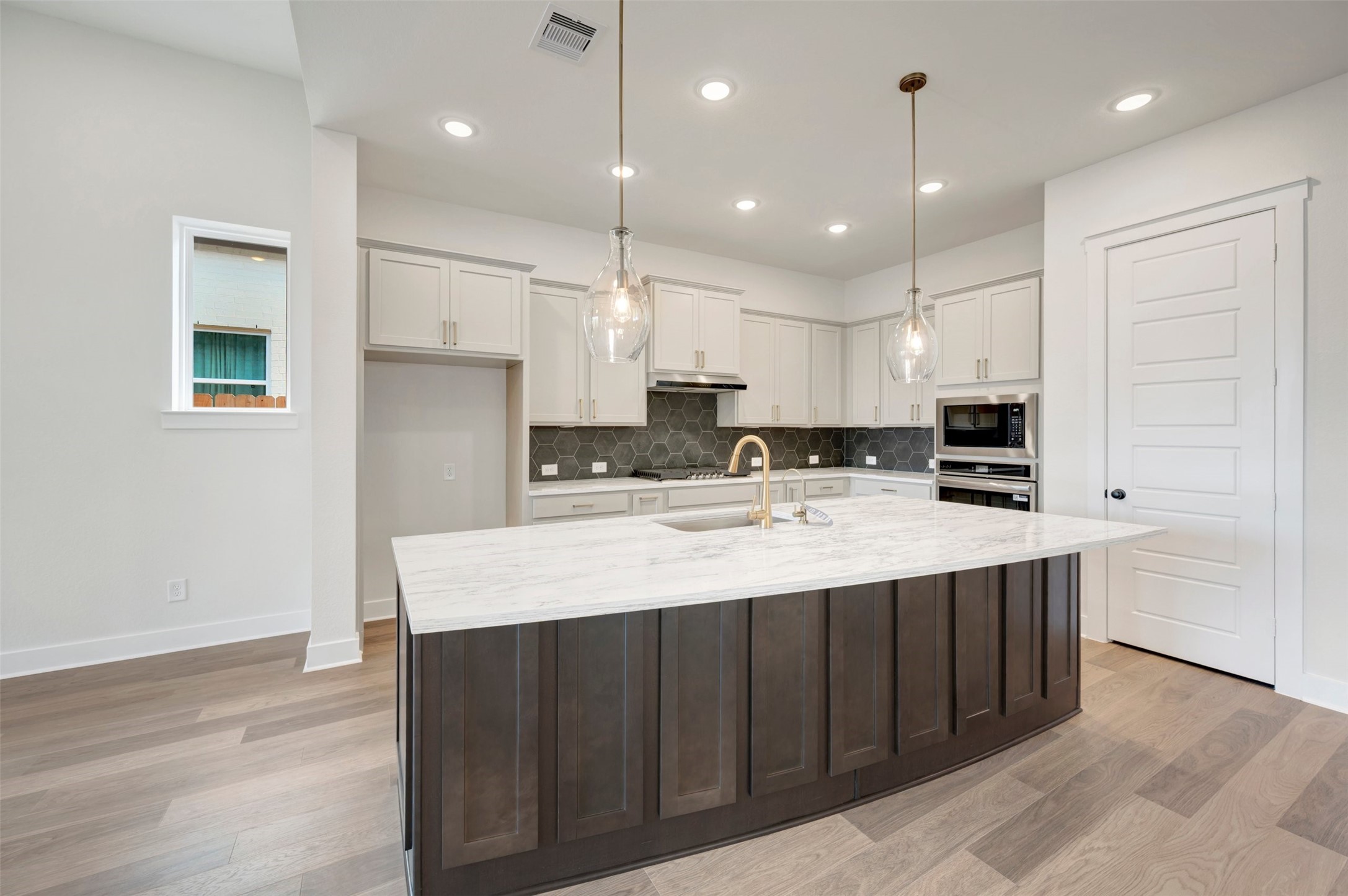 26510 Delightful Drive Property Photo 25