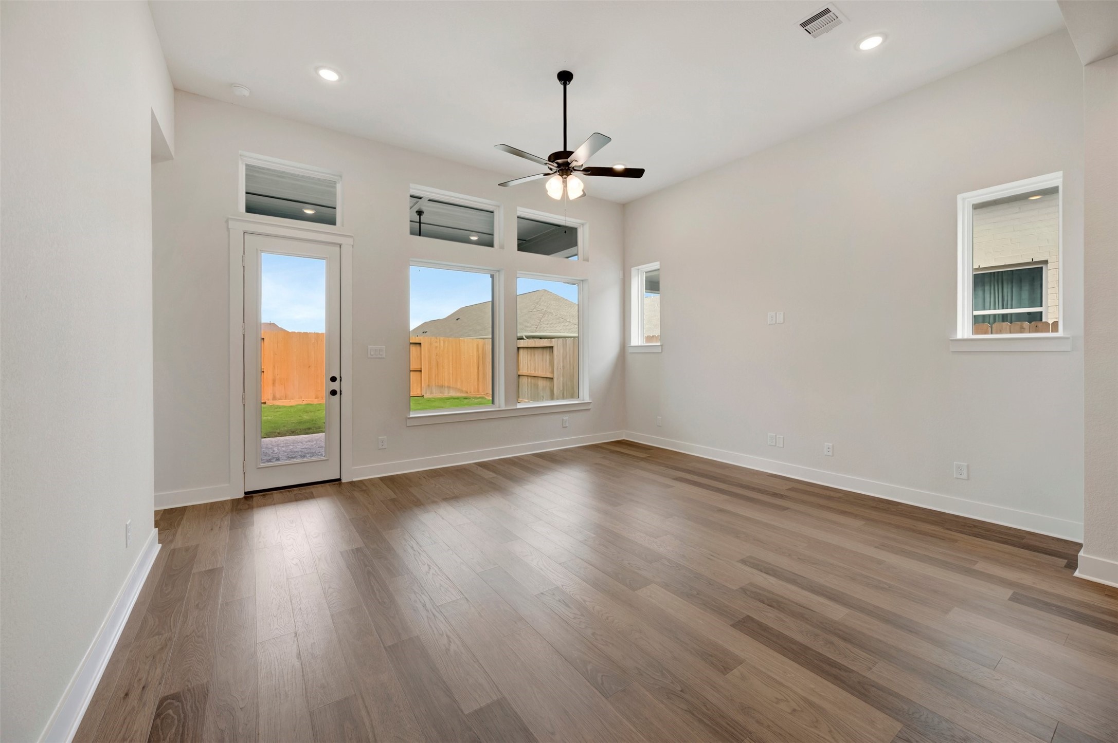 26510 Delightful Drive Property Photo 32