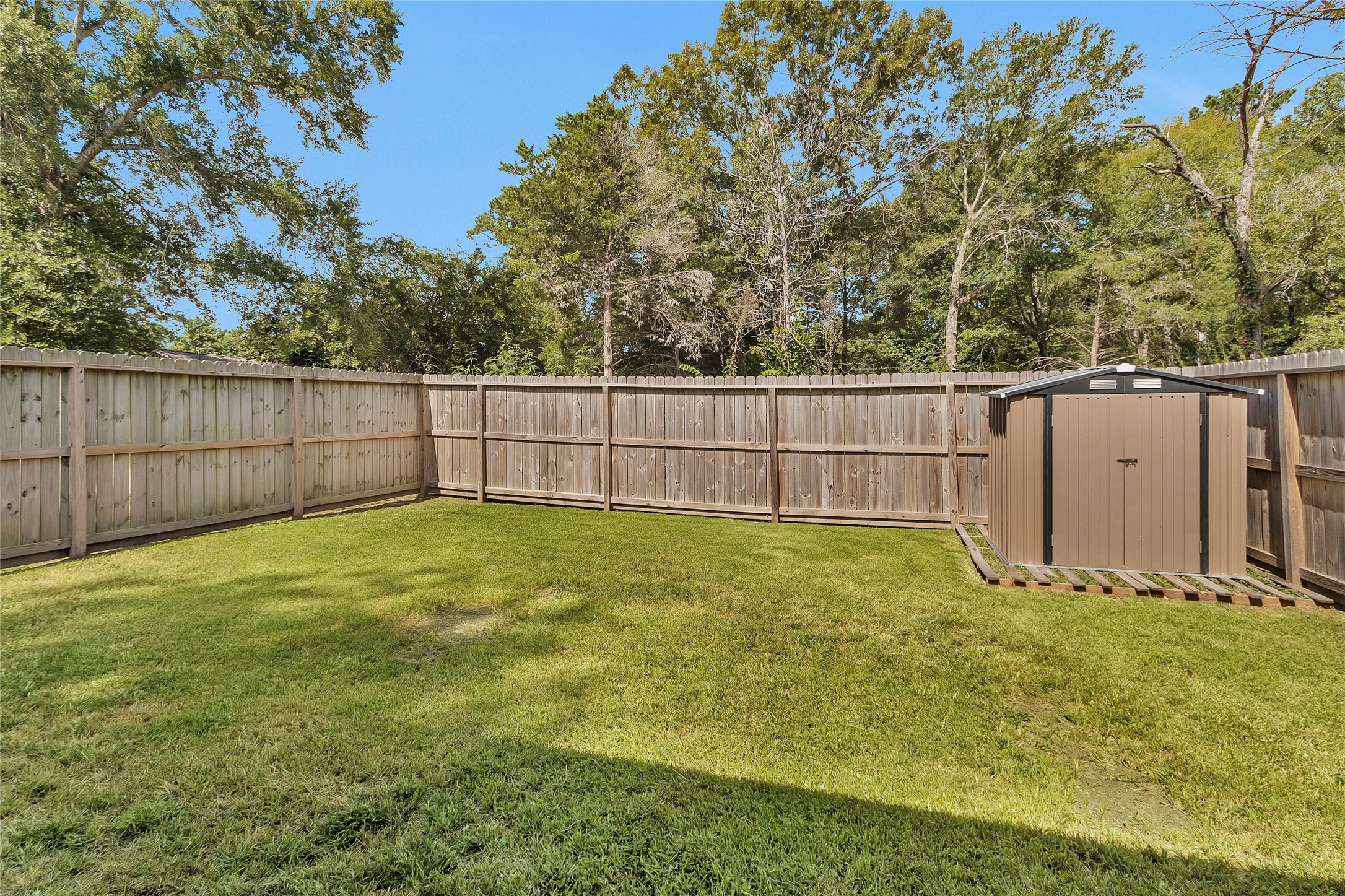 15841 Beechnut Dr Property Photo 20
