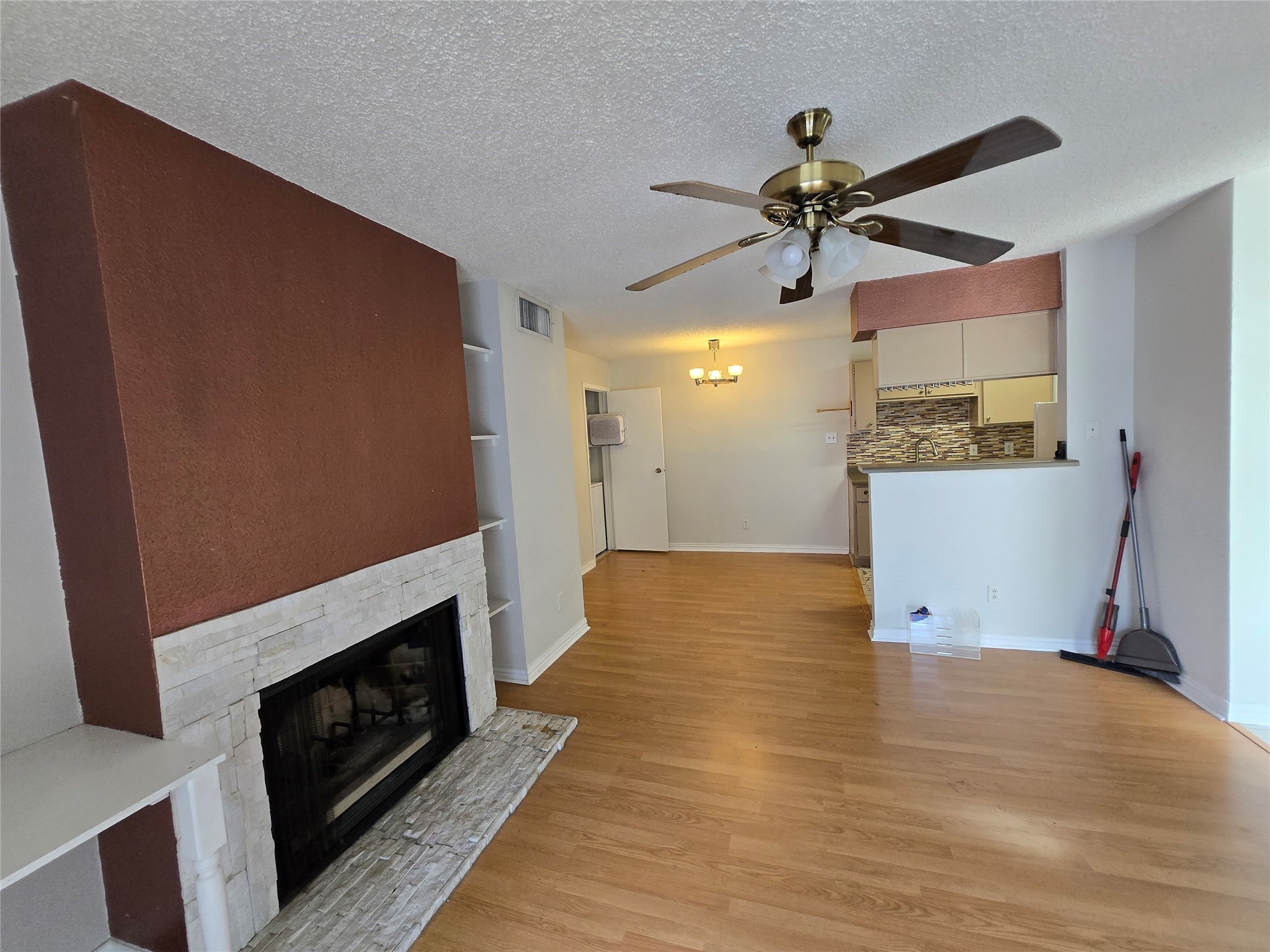 12660 Ashford Point Drive 212 Property Photo 3