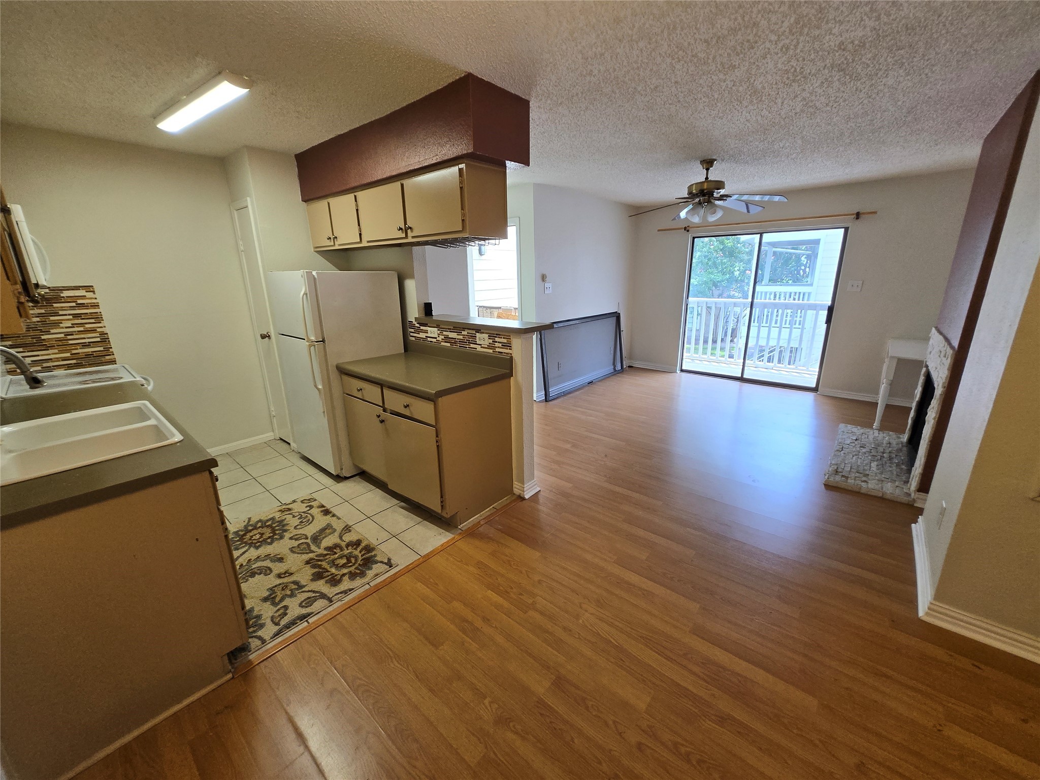 12660 Ashford Point Drive 212 Property Photo 4