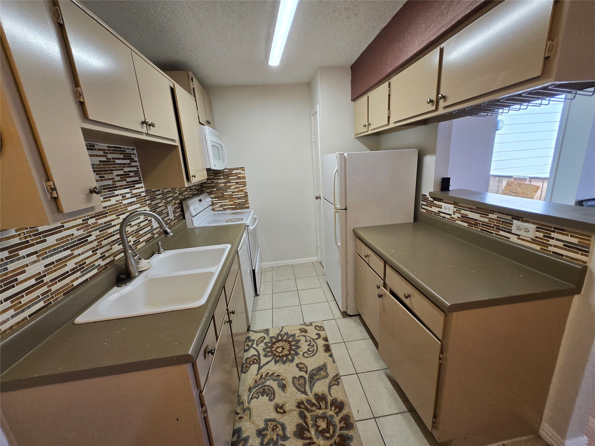 12660 Ashford Point Drive 212 Property Photo 6