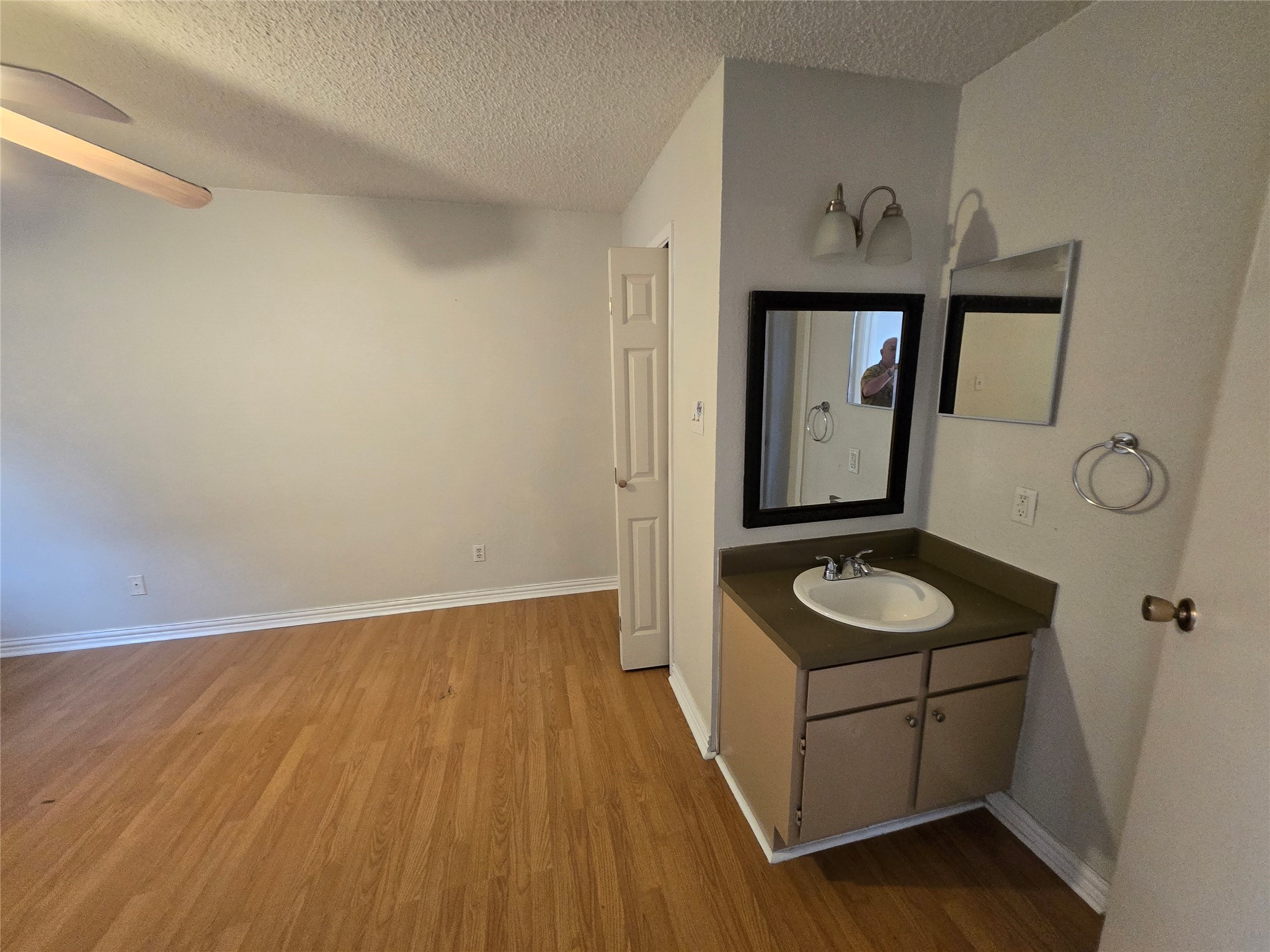 12660 Ashford Point Drive 212 Property Photo 13
