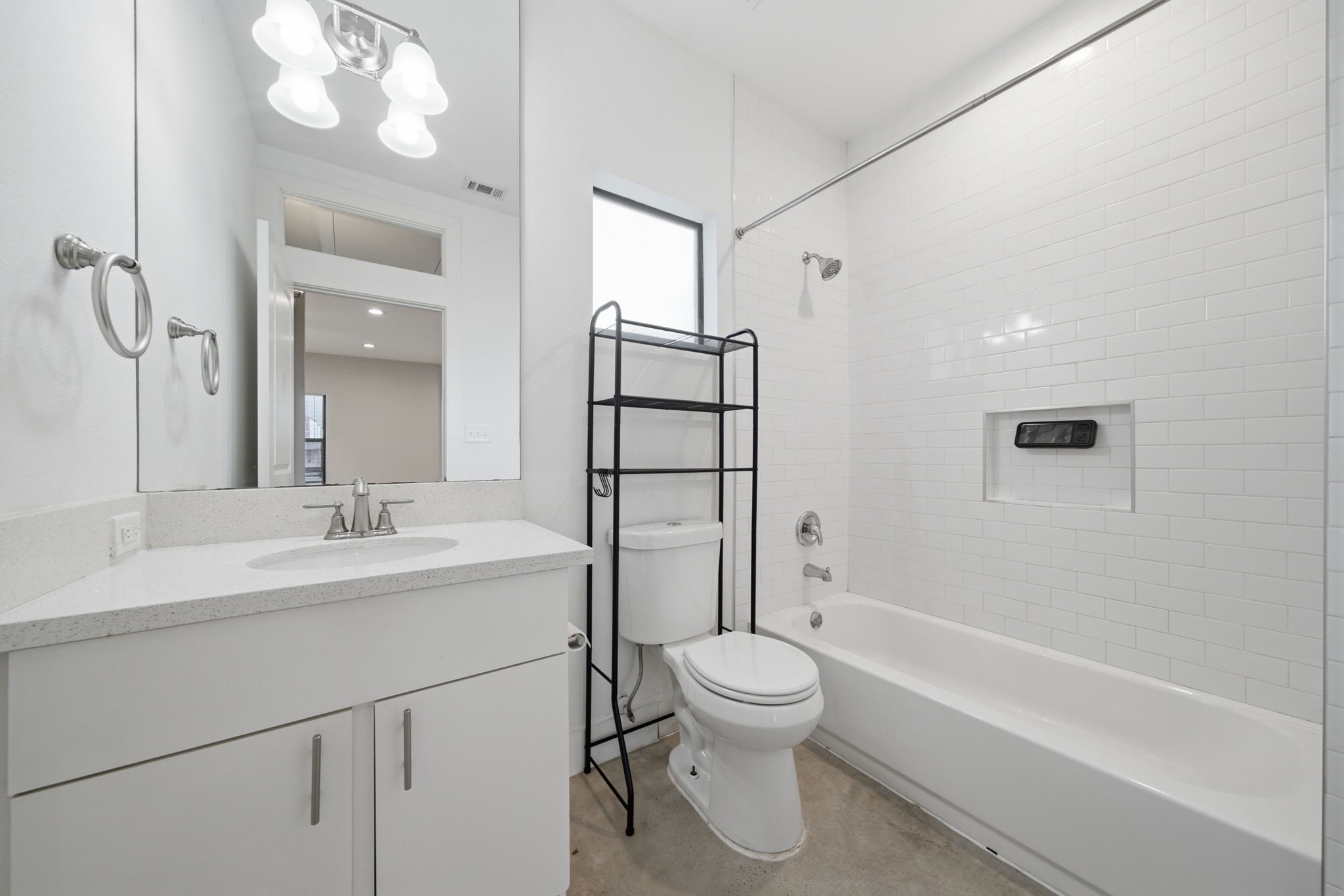 603 Edgewood Street B Property Photo 14