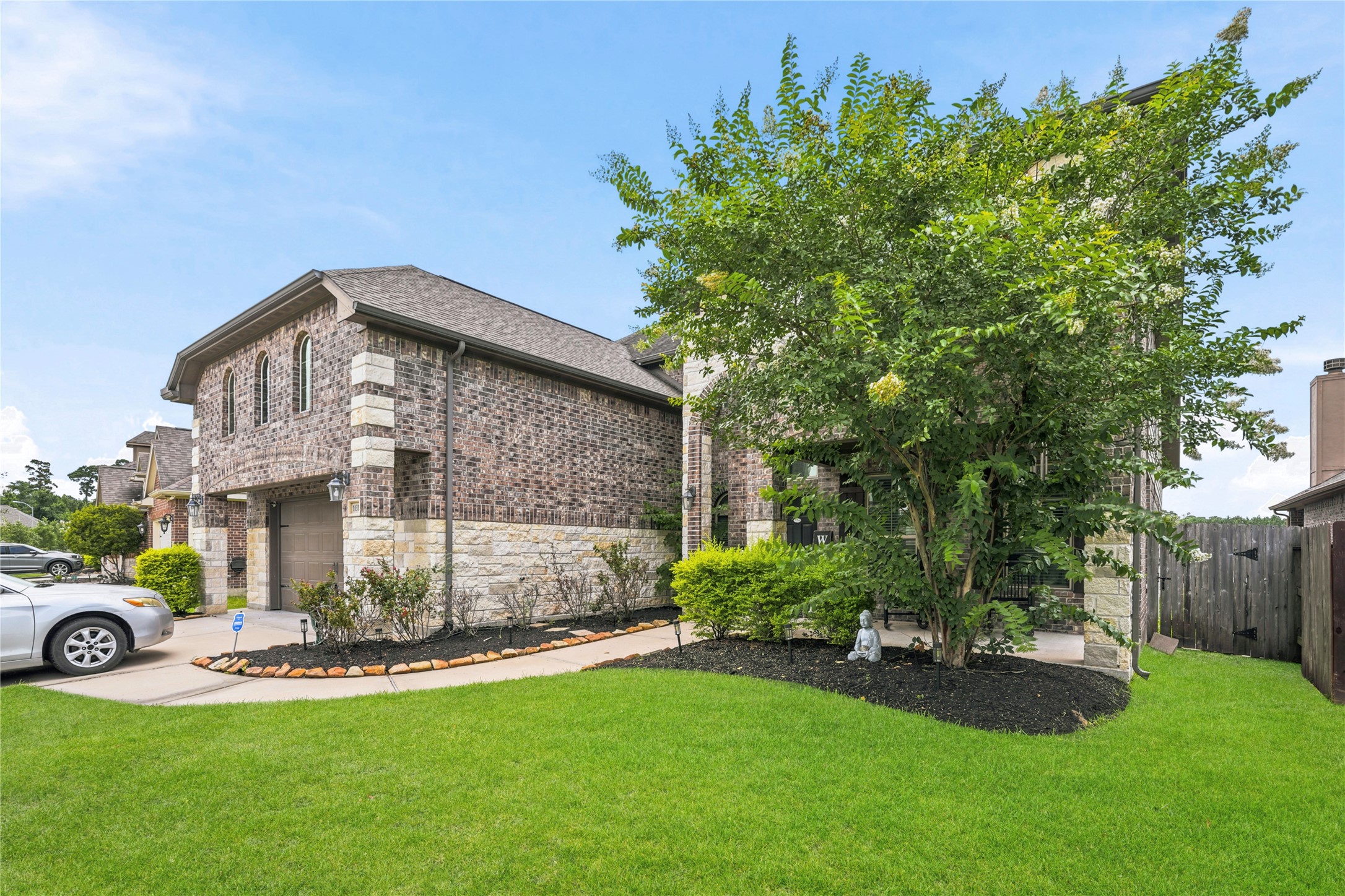 10311 Silver Shield Way Property Photo 1