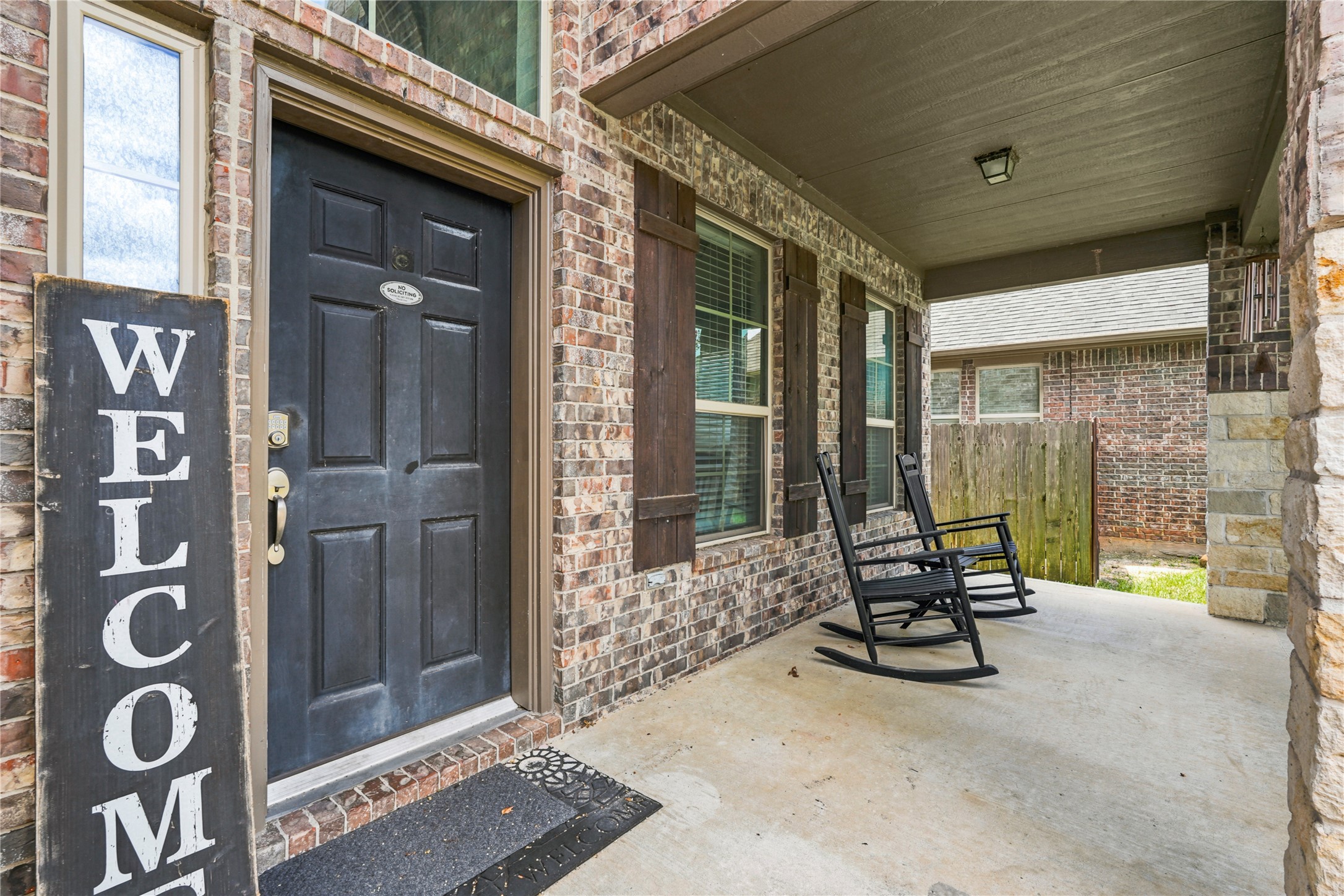 10311 Silver Shield Way Property Photo 3