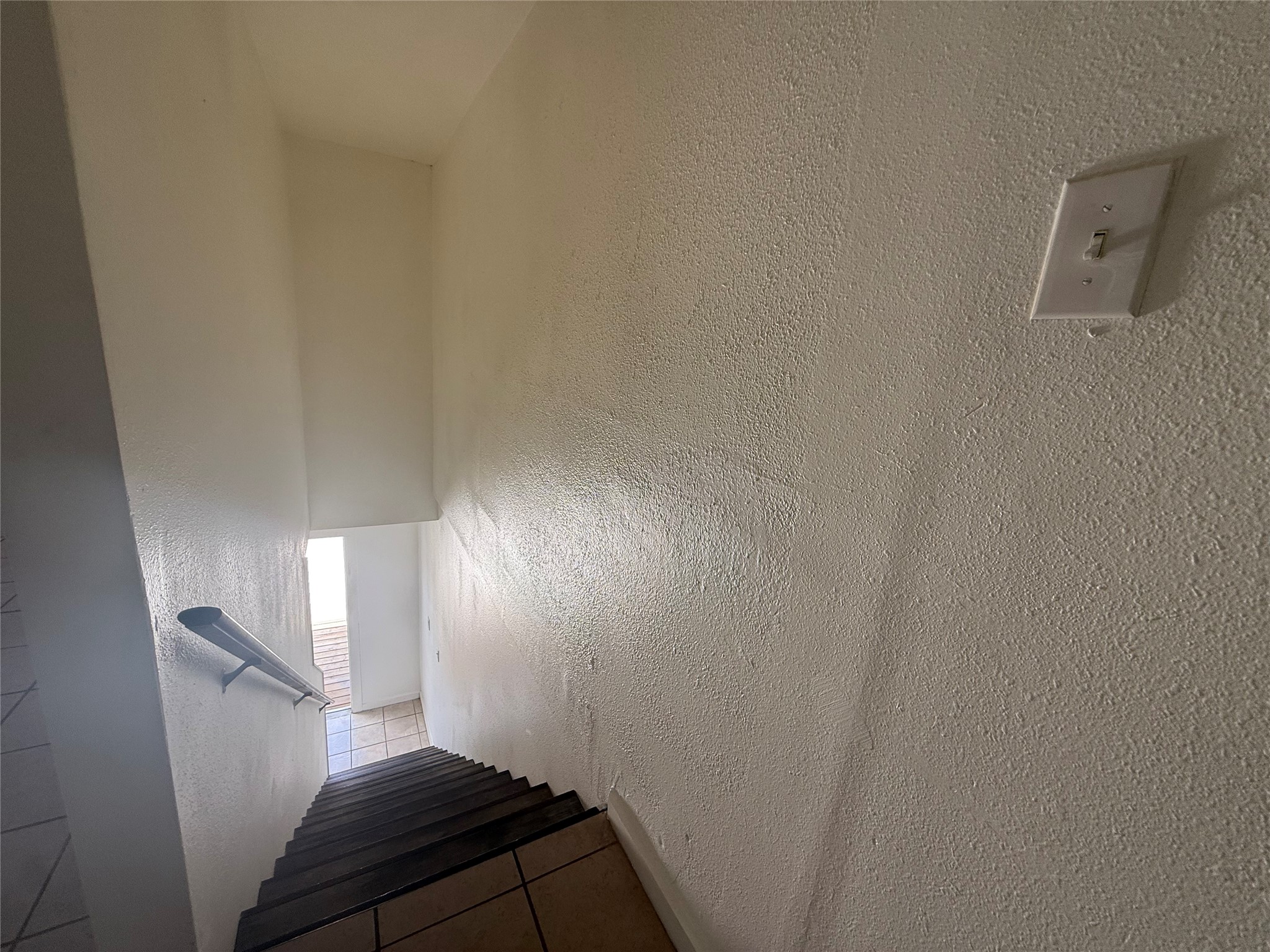 938 Zoe Street 1 Property Photo 7