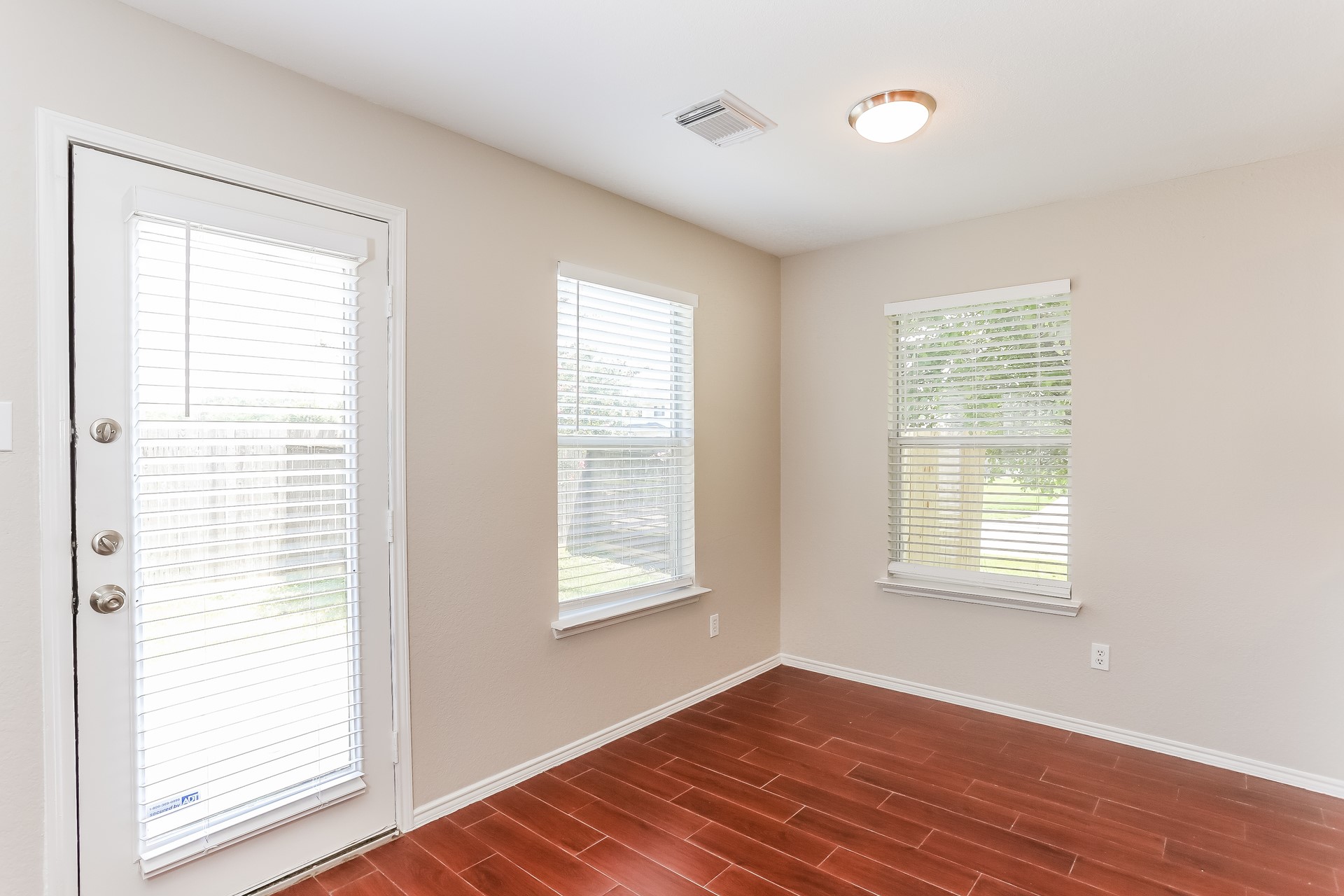 22910 Twisting Pine Drive Property Photo 8