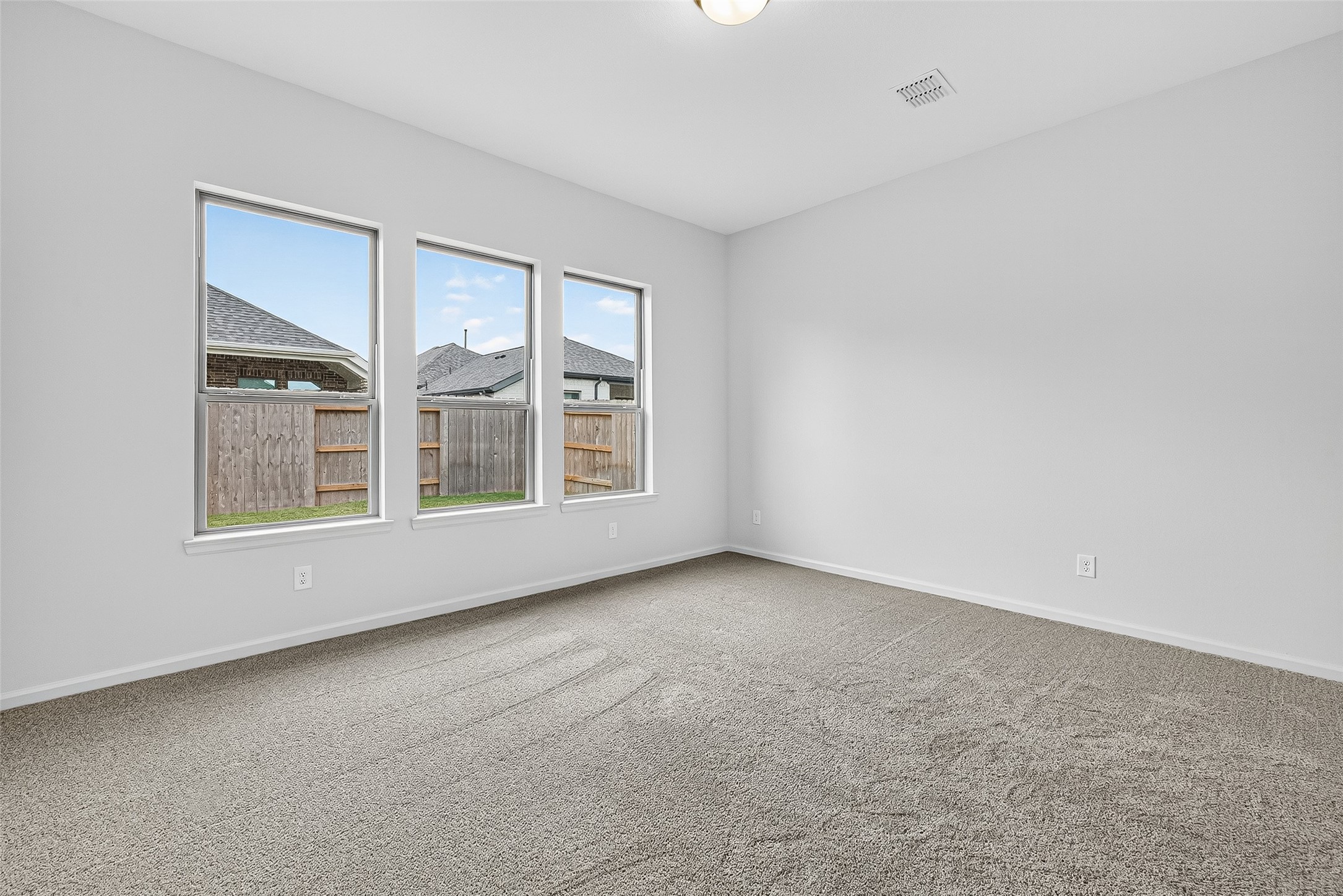5019 Bowen Prairie Drive Property Photo 40