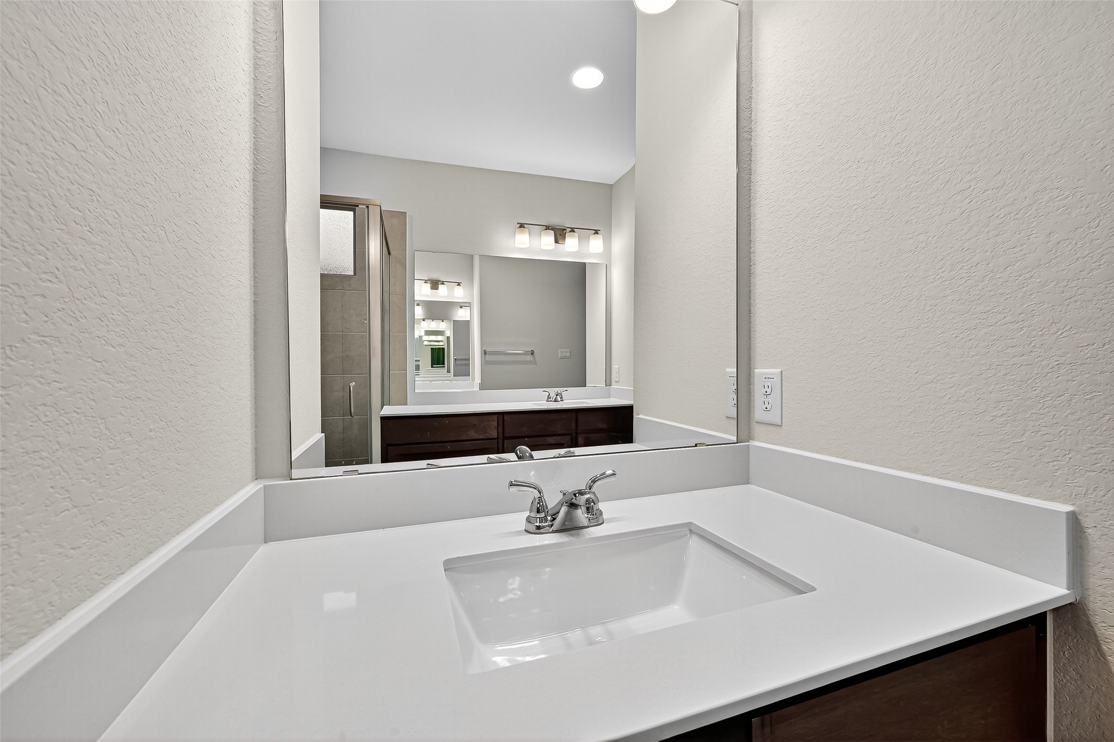 5019 Bowen Prairie Drive Property Photo 45