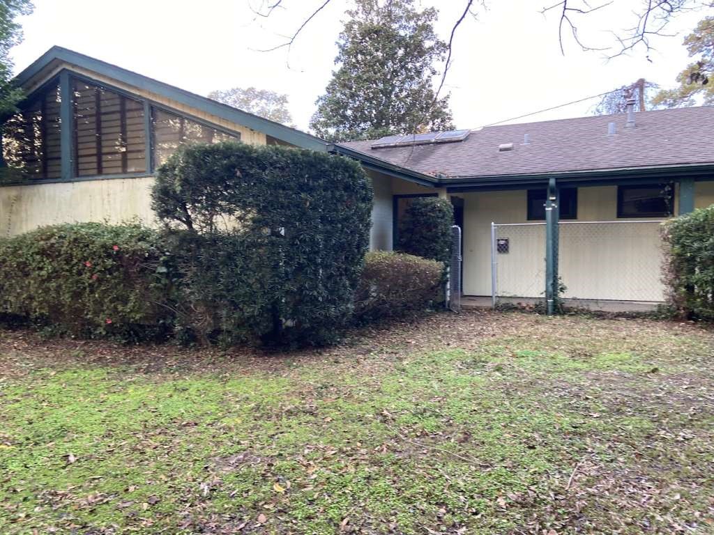 3755 Long Avenue Property Photo