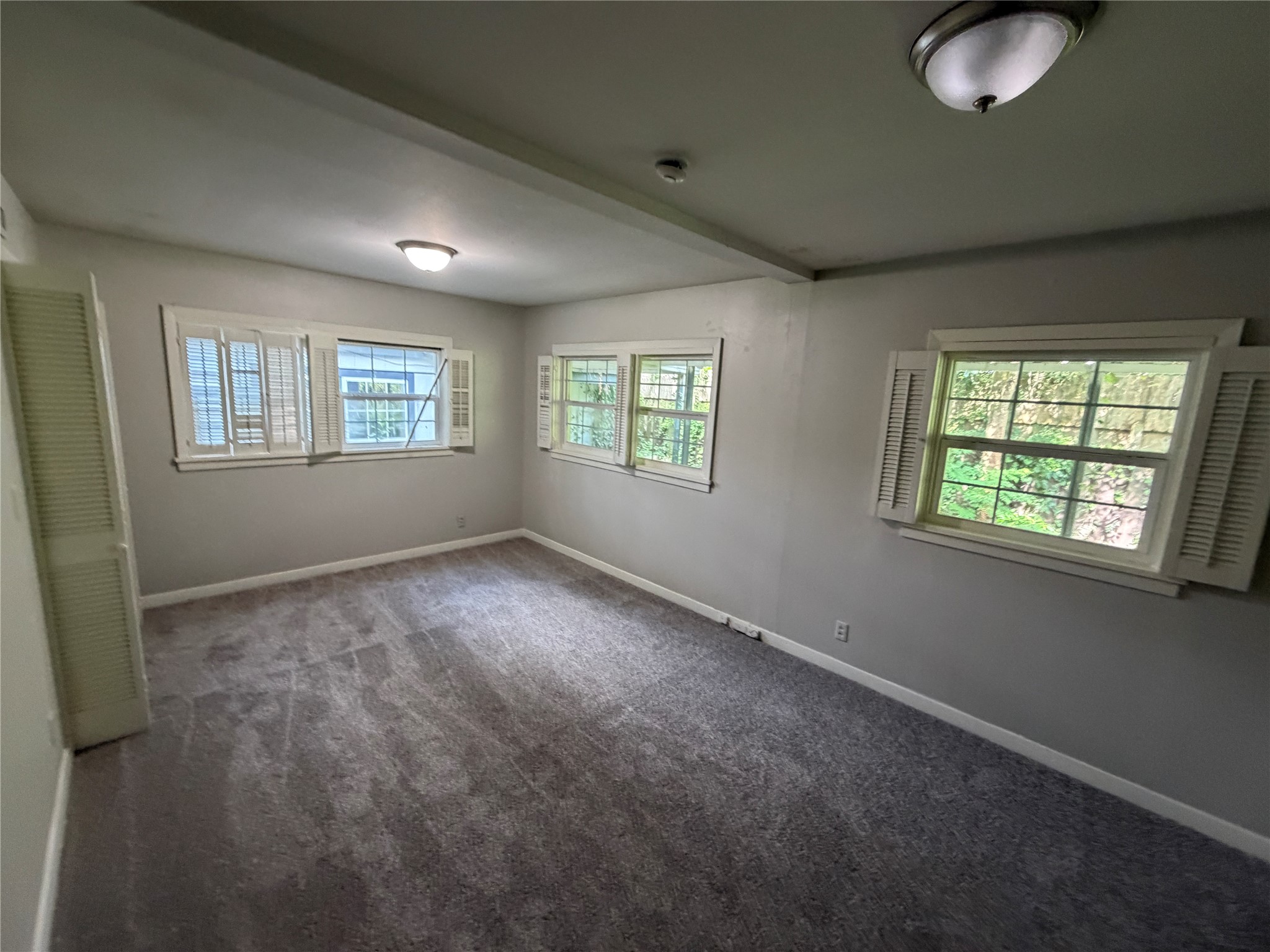 3755 Long Avenue Property Photo 6