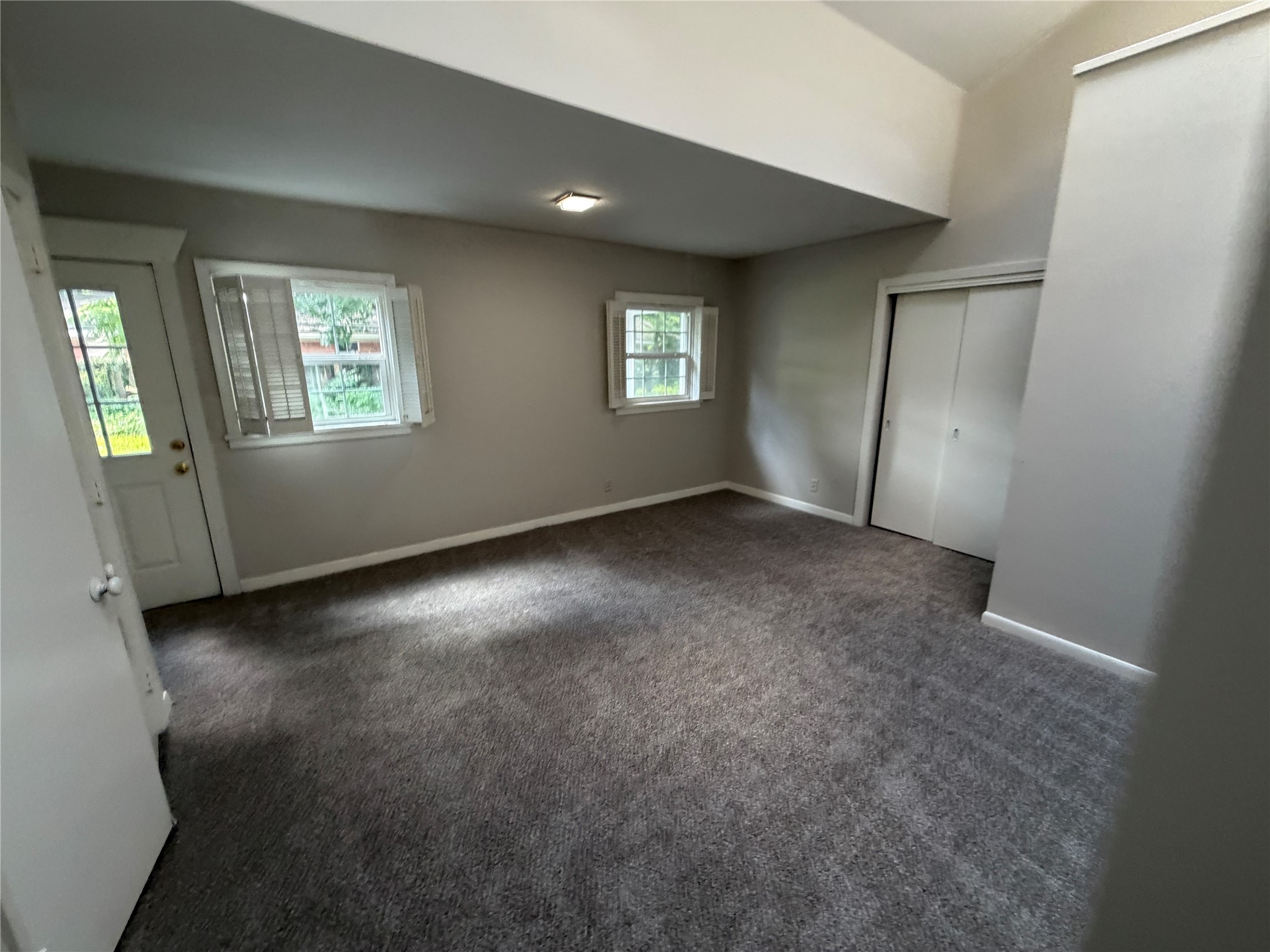 3755 Long Avenue Property Photo 9