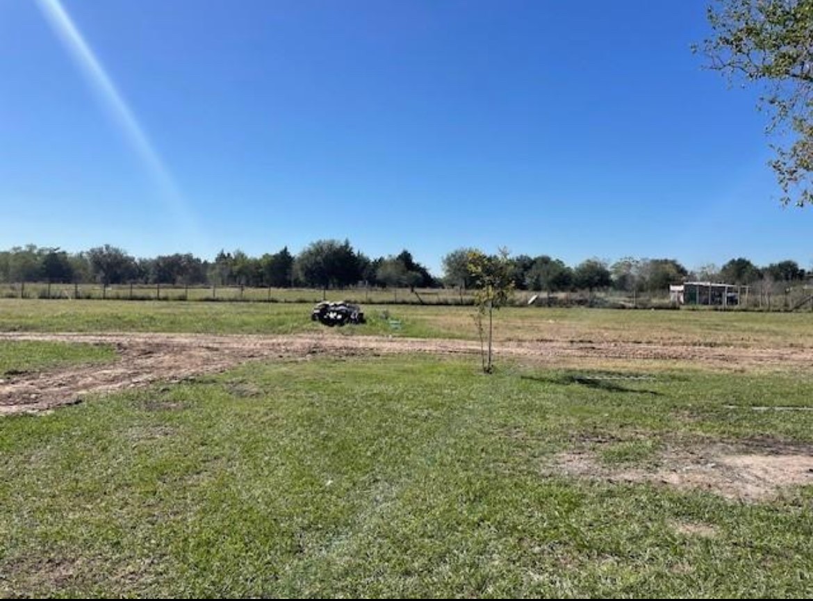 17520 Julia Avenue Property Photo 11