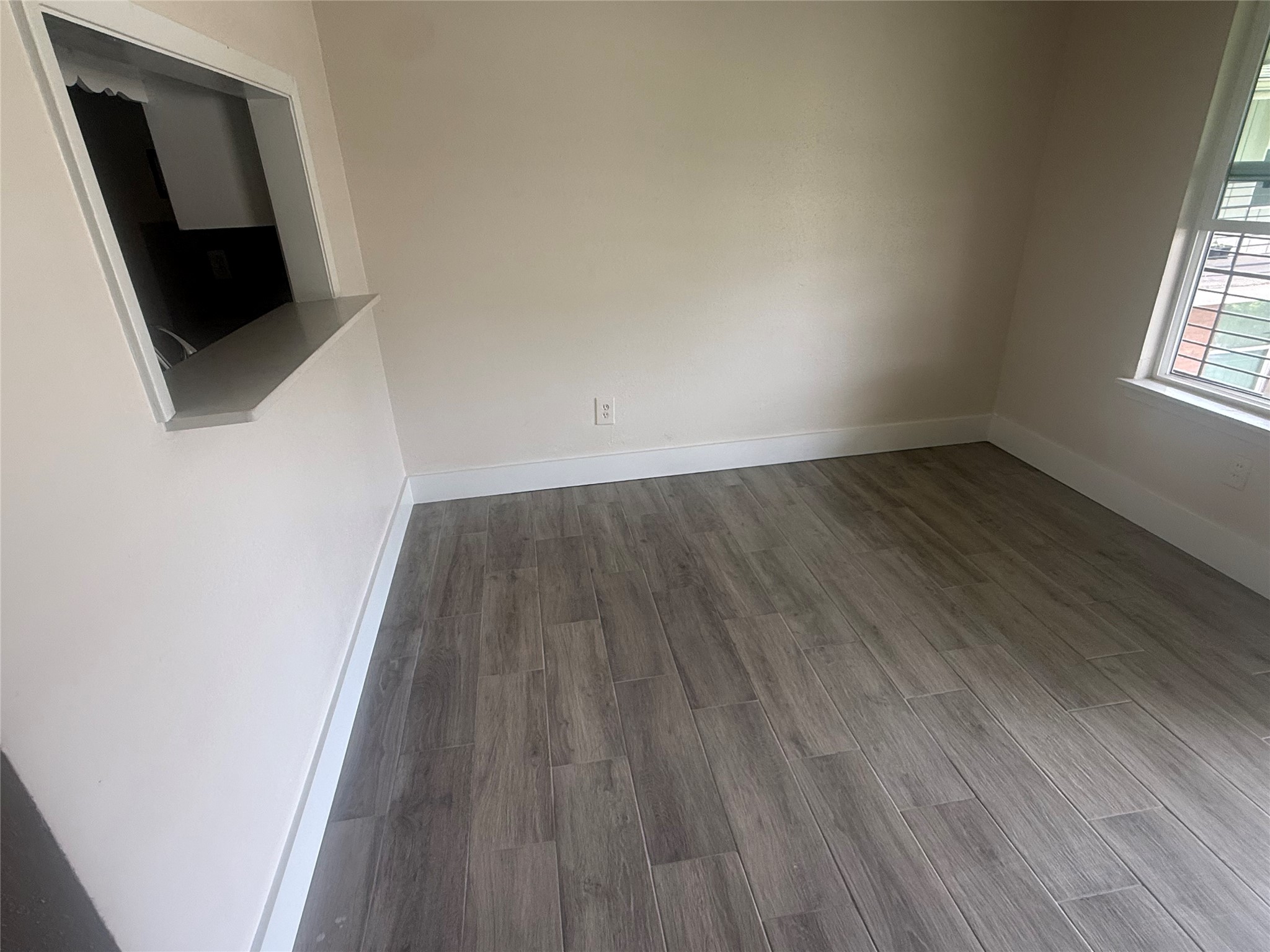 705 N Main Street I Property Photo 5