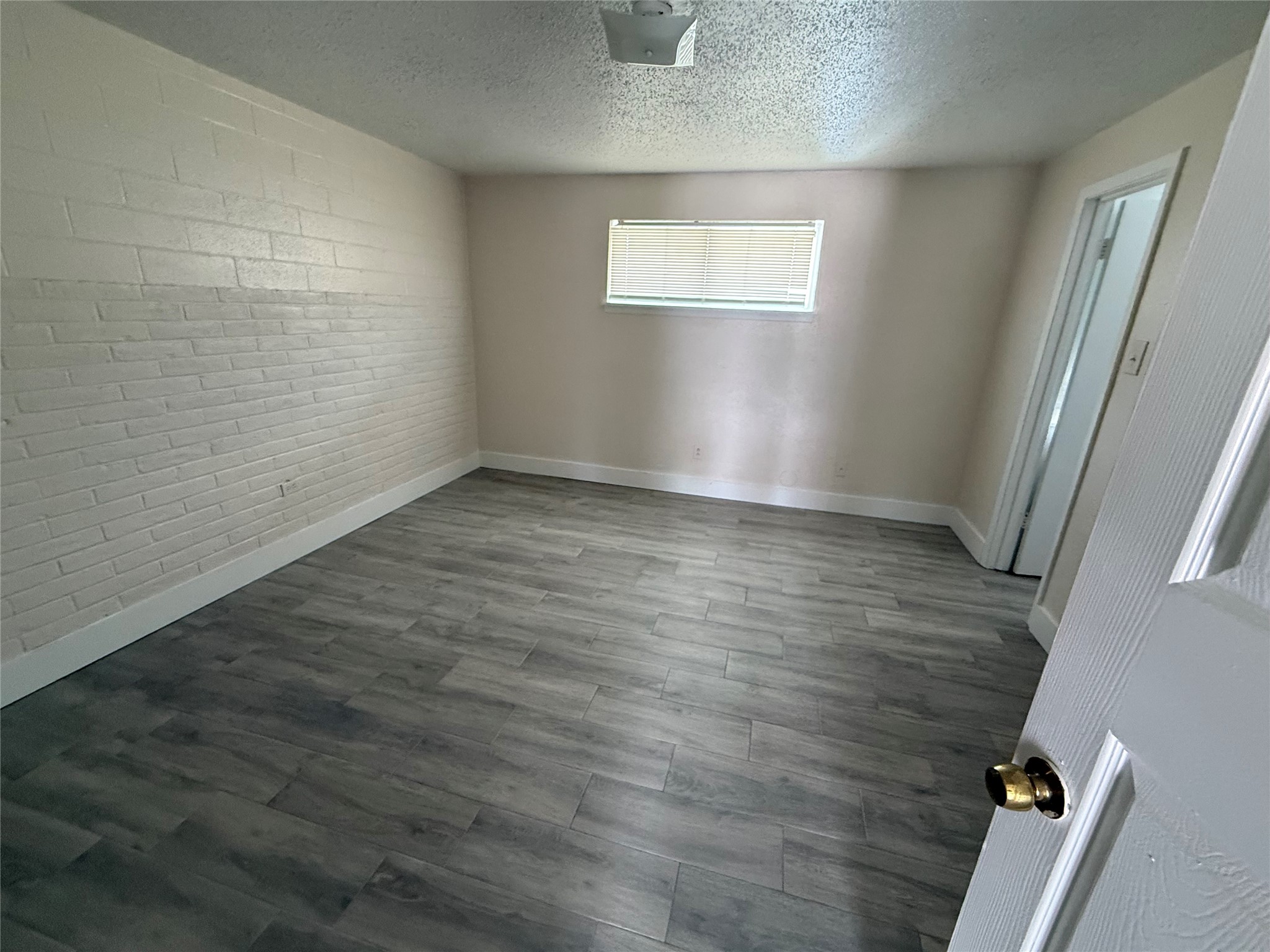 705 N Main Street I Property Photo 8