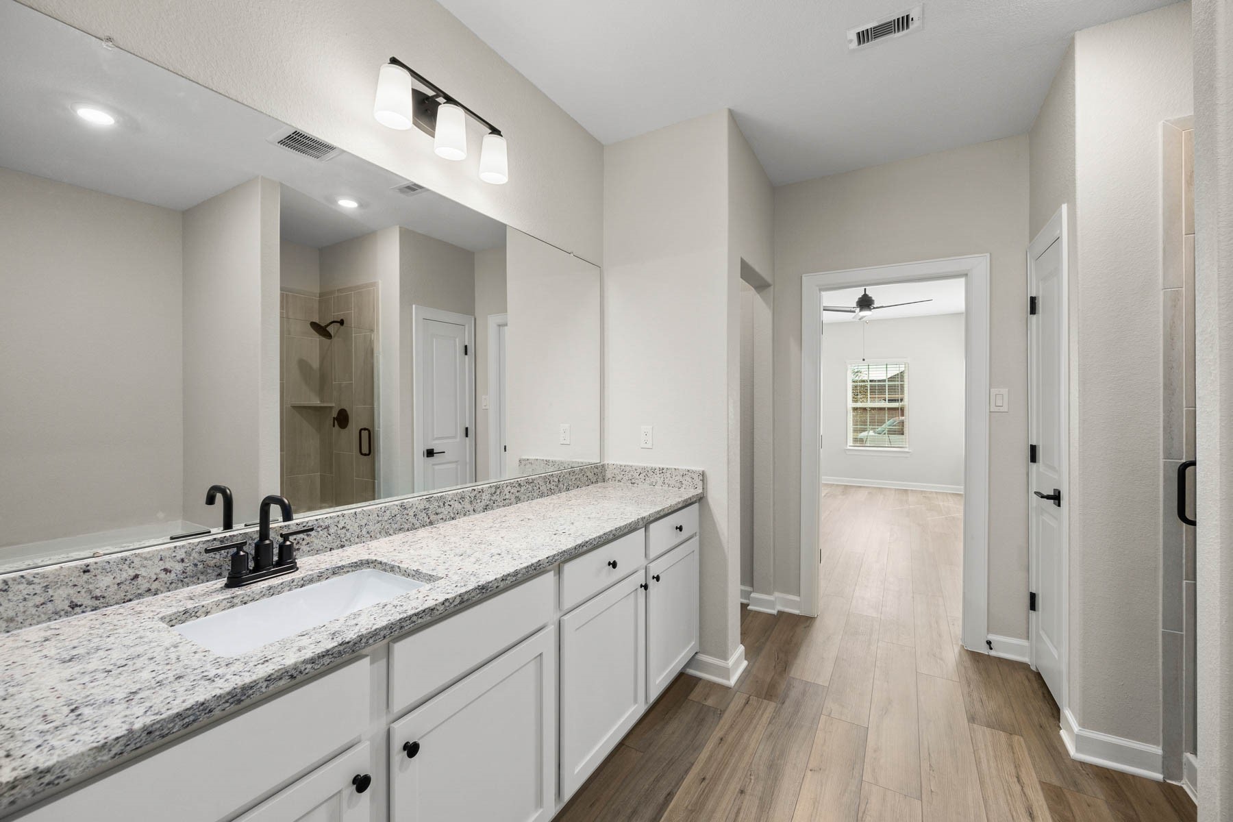 3004 Seaside Cove Court Property Photo 11