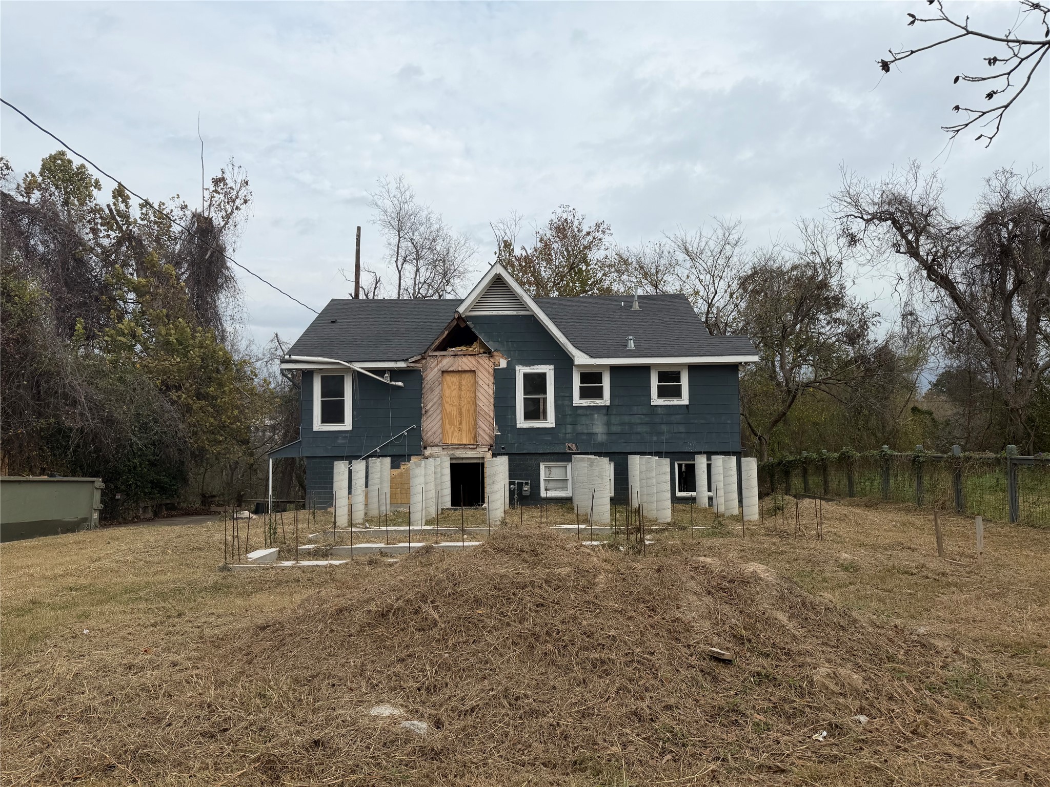 611 Mathis Street Property Photo 1