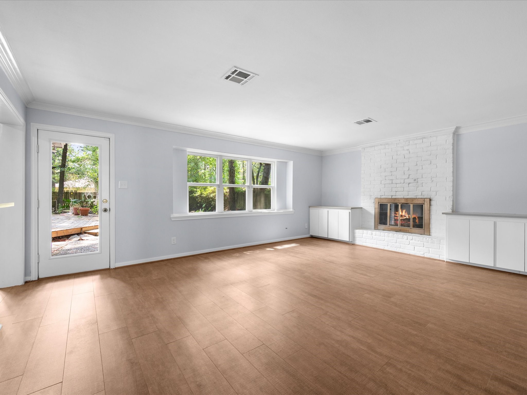 6515 Apple Valley Lane Property Photo 11