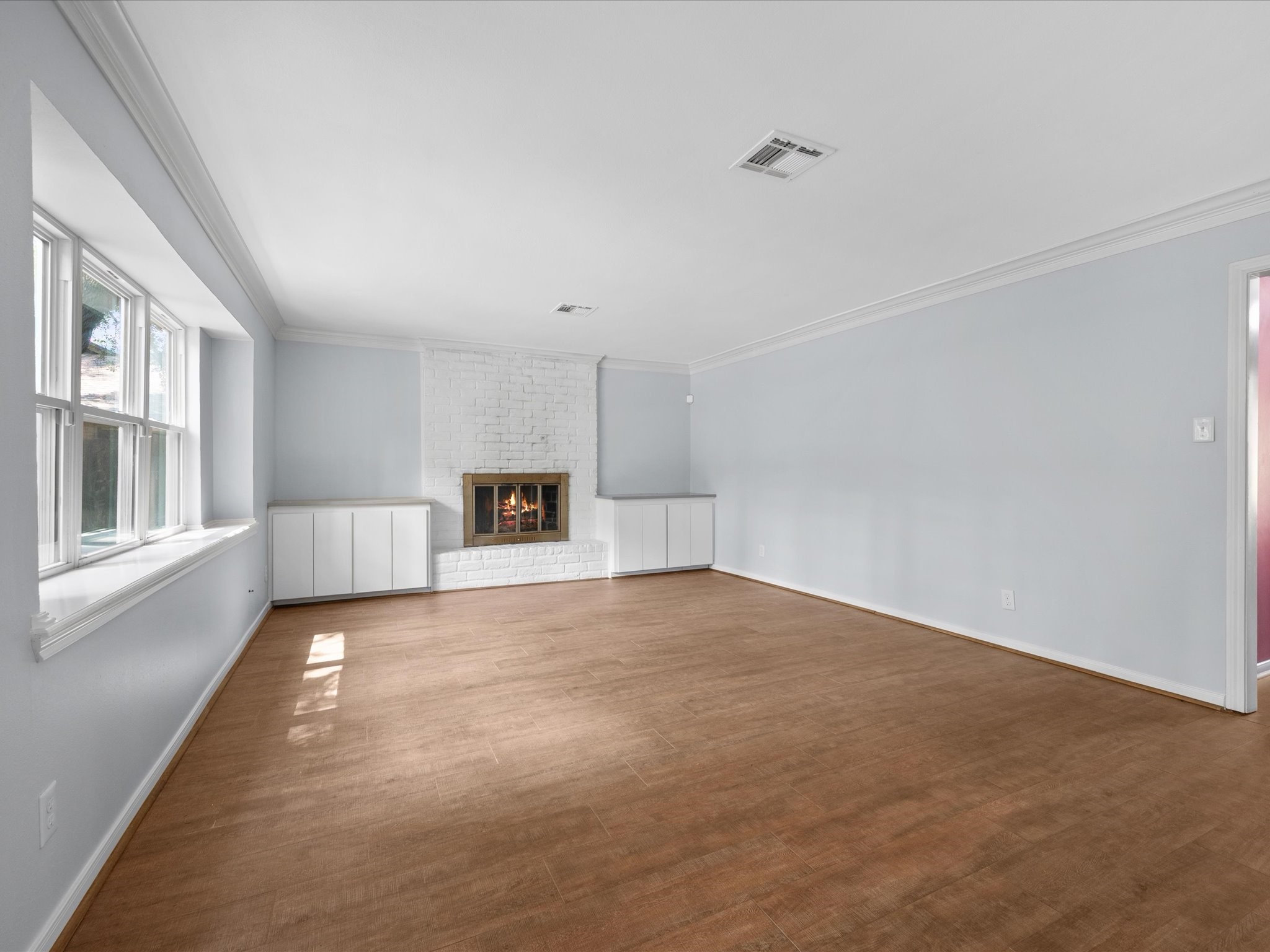 6515 Apple Valley Lane Property Photo 12