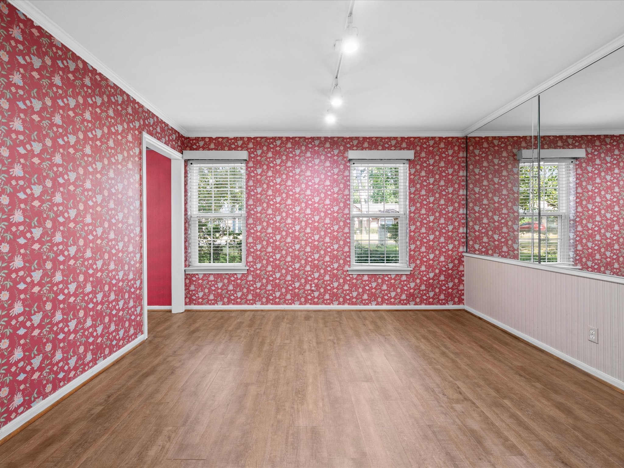 6515 Apple Valley Lane Property Photo 18
