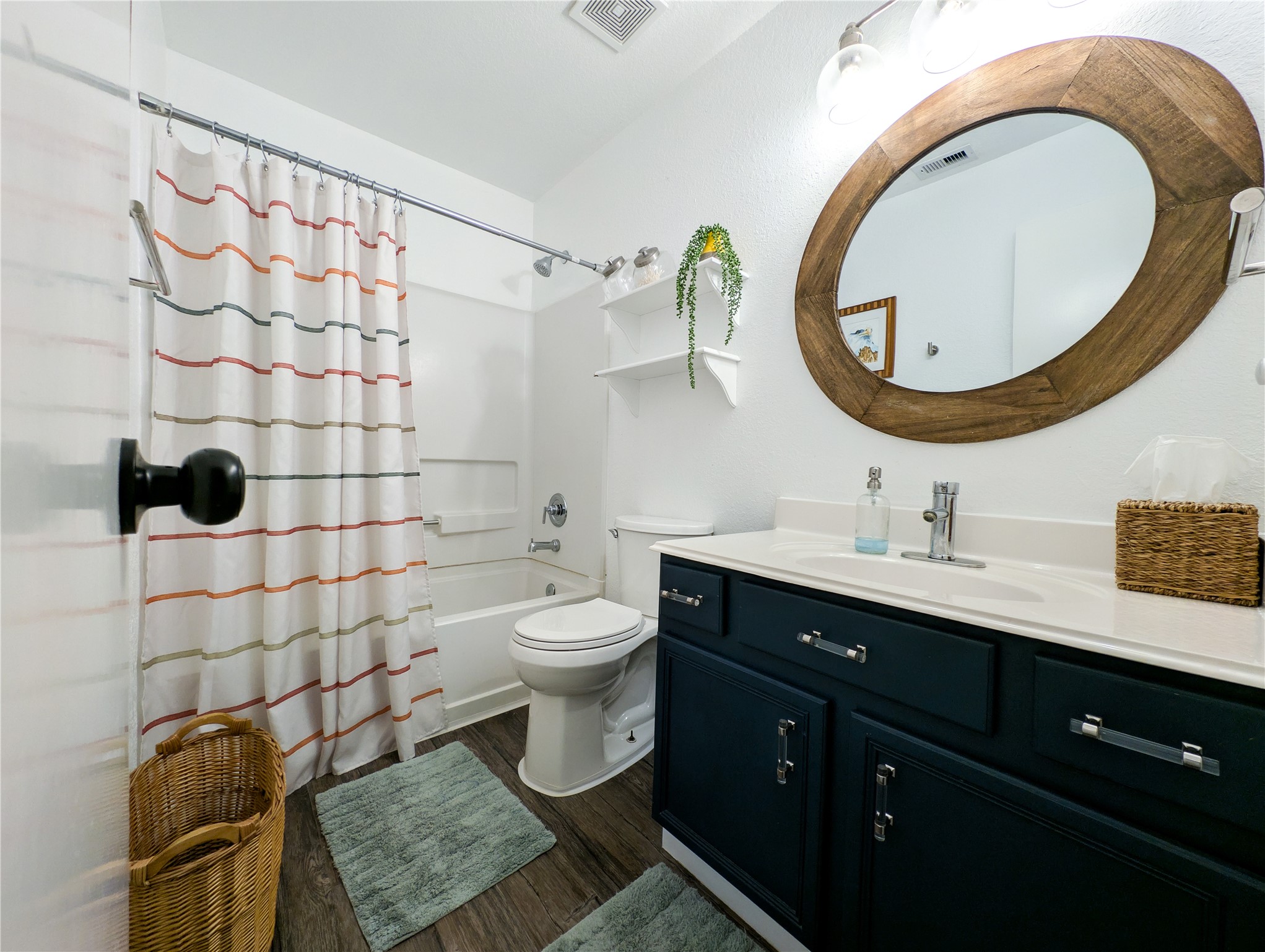 3922 Federal Lane Property Photo 13