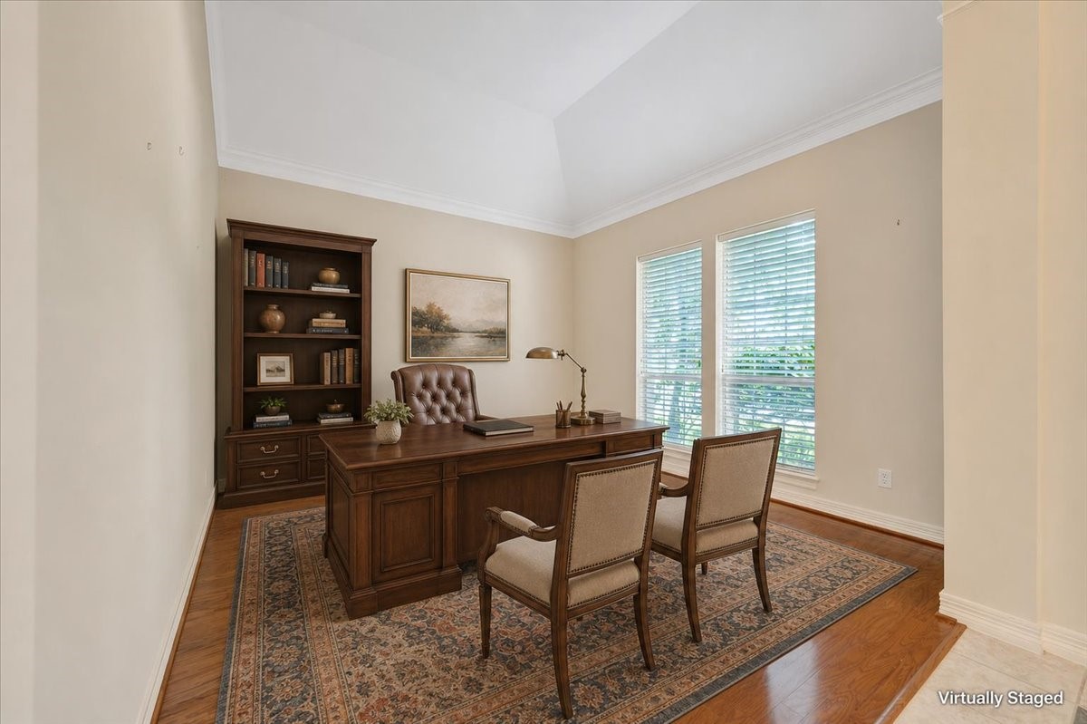 15511 Pinenut Bay Court Property Photo 6