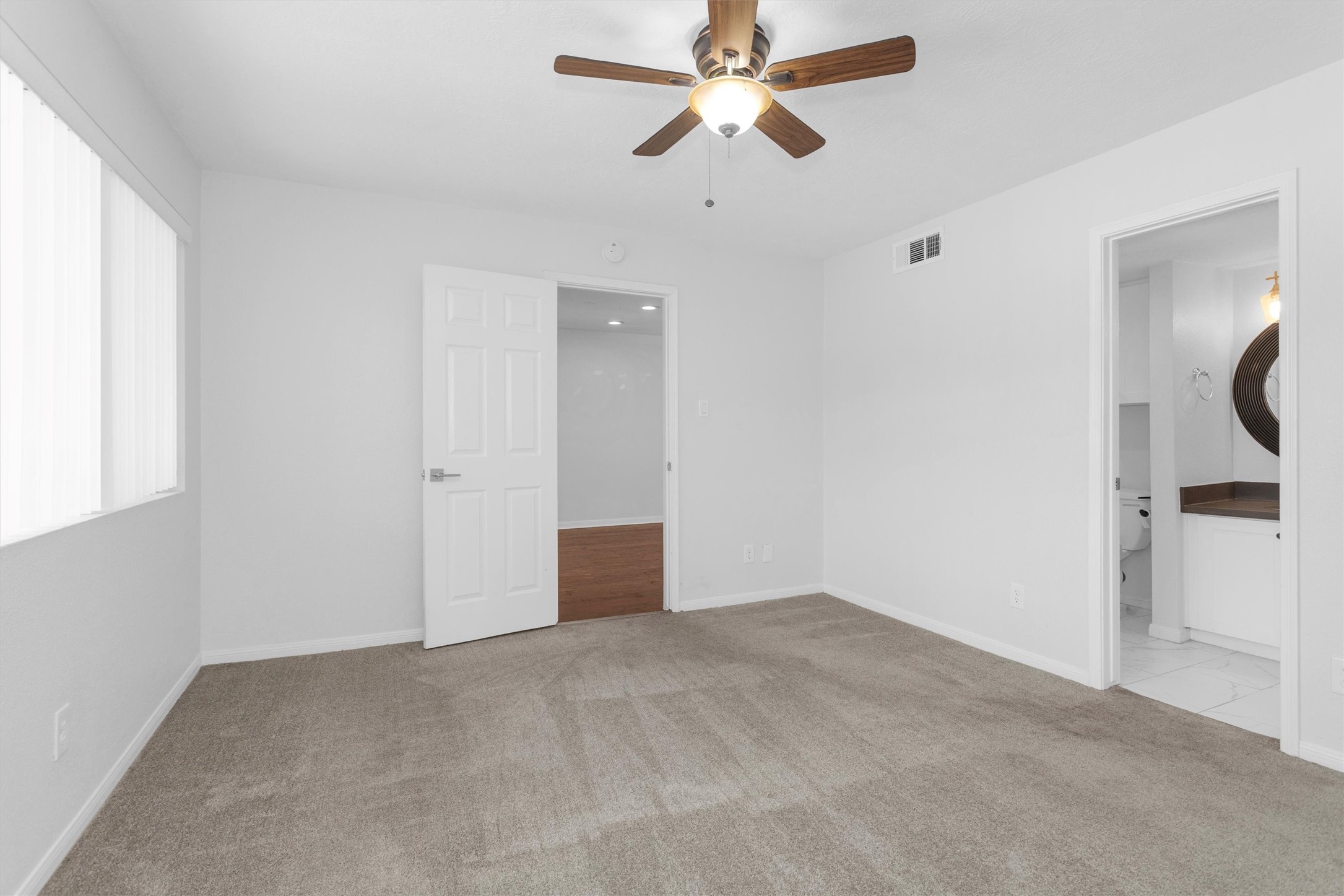 12100 Melville Drive 708g Property Photo 10