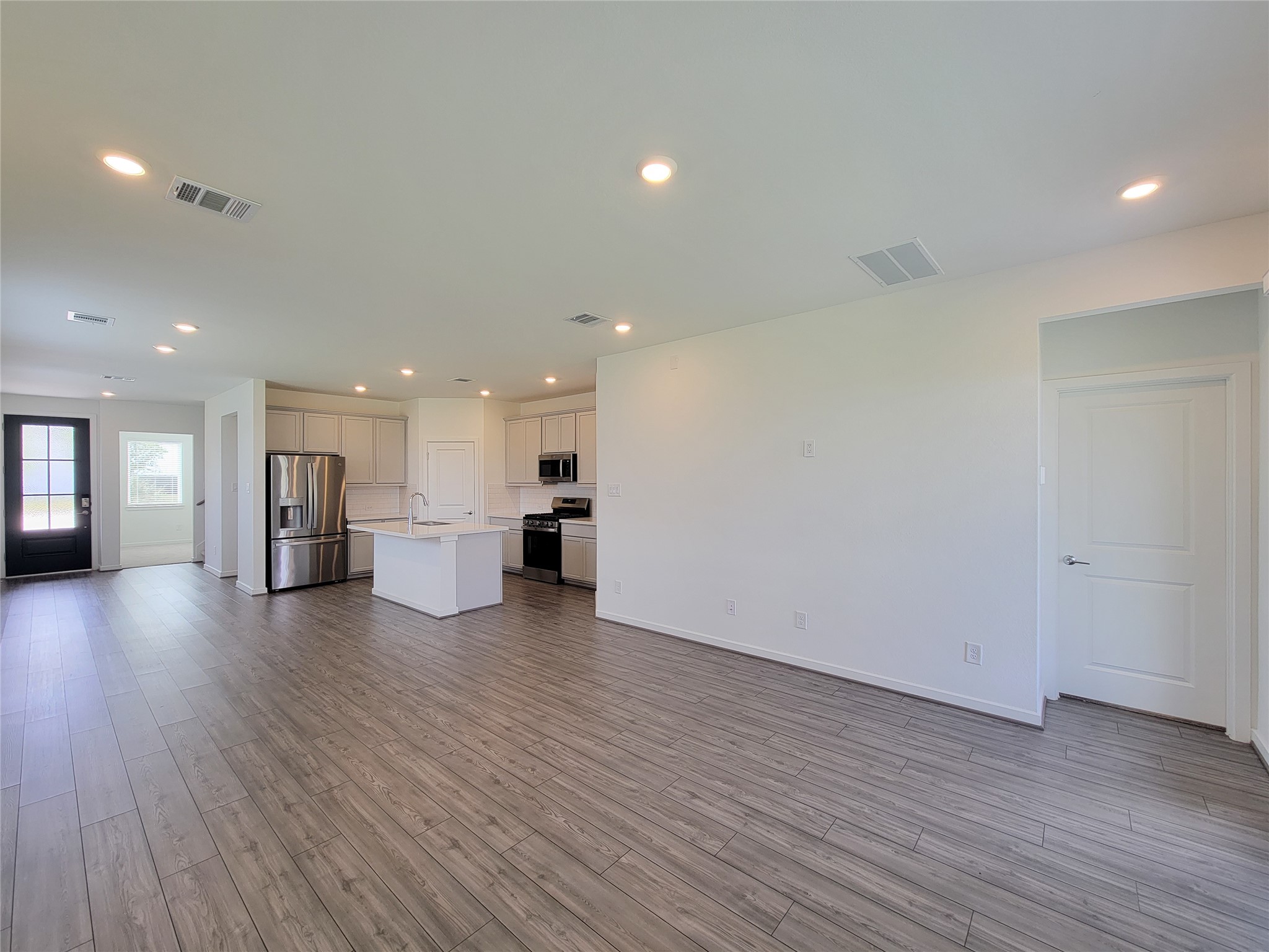 7730 Primrose Myrtle Lane Property Photo 10