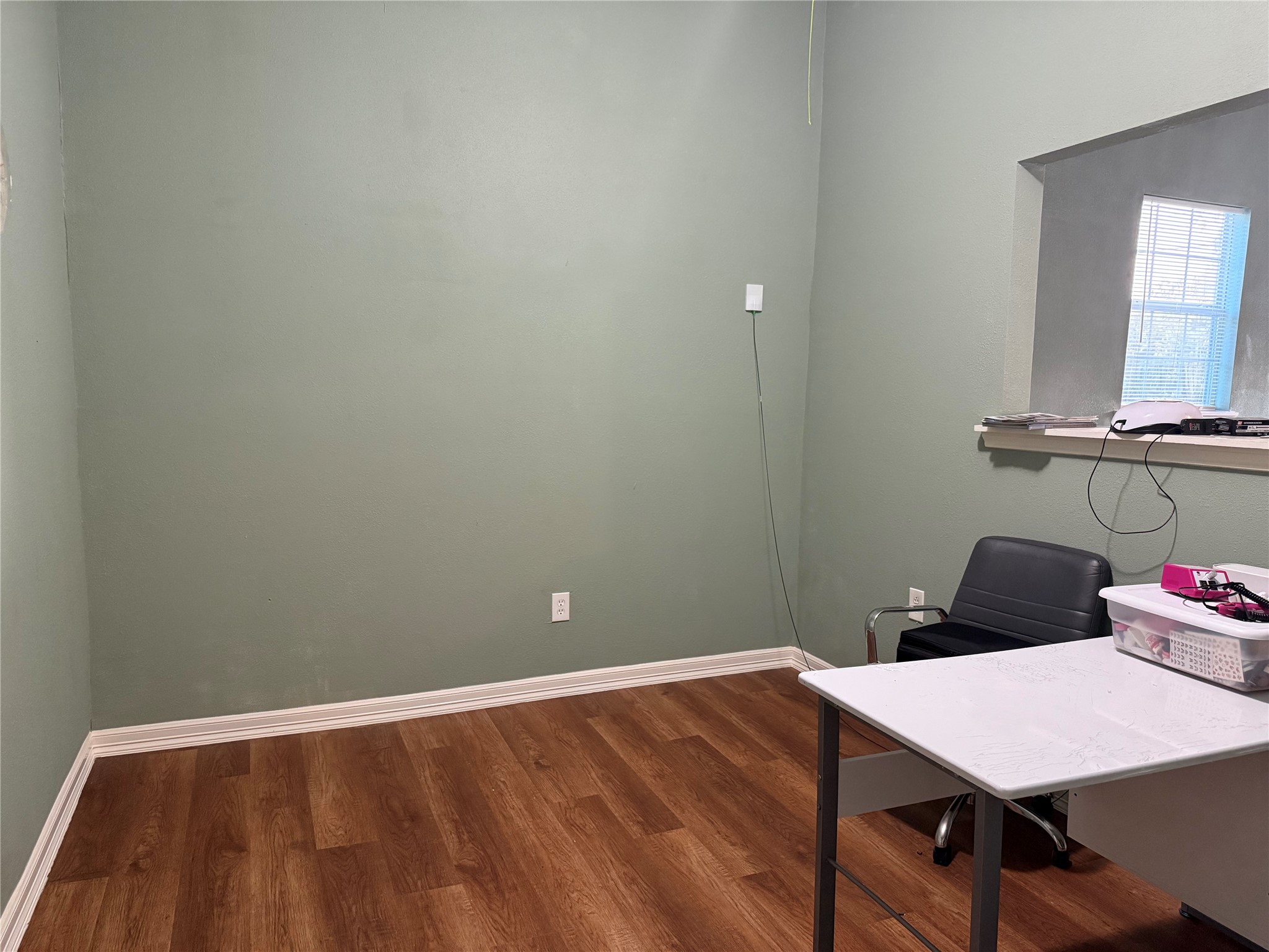 6325 Cullen Boulevard Property Photo 8
