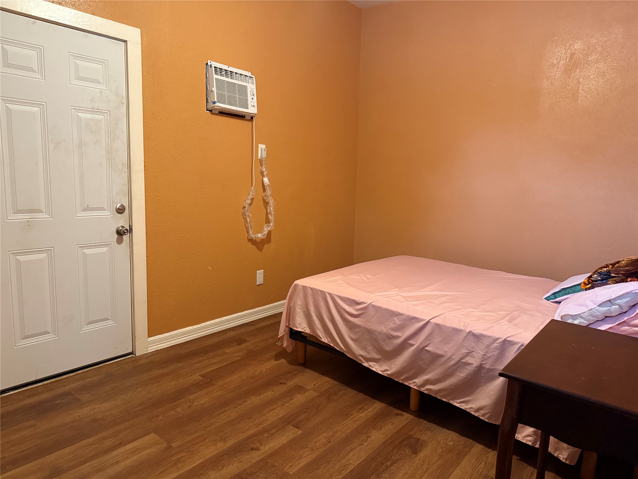 6325 Cullen Boulevard Property Photo 10
