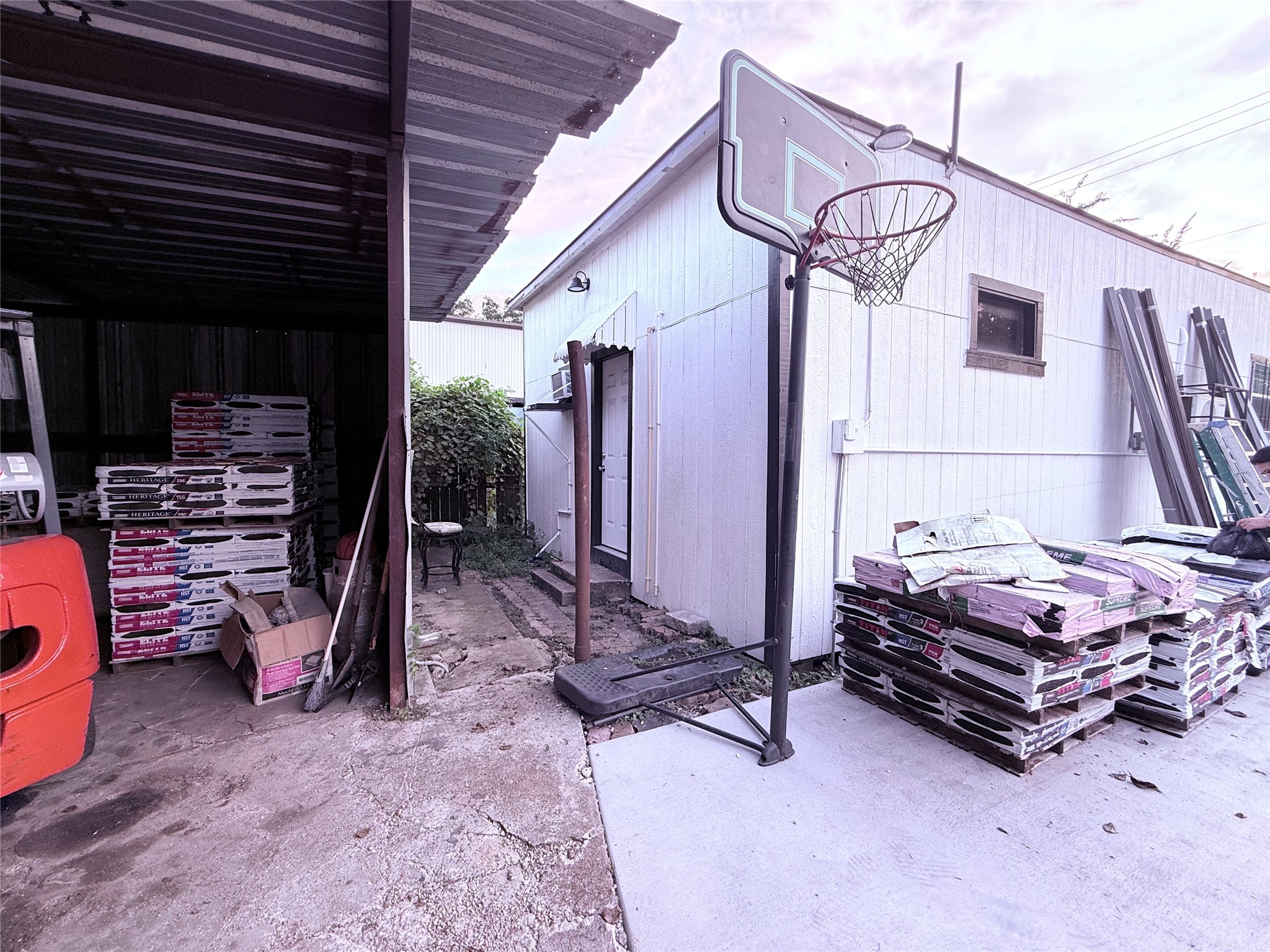 6325 Cullen Boulevard Property Photo 15