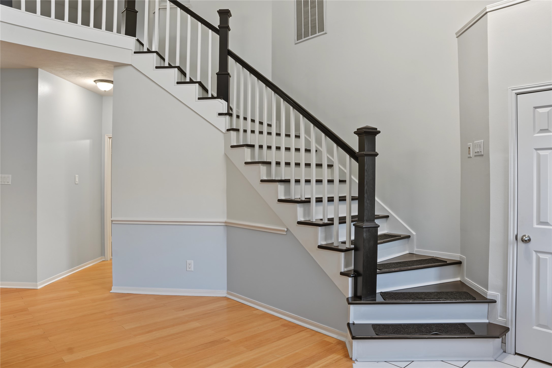 3603 Wild Berry Court Property Photo 5