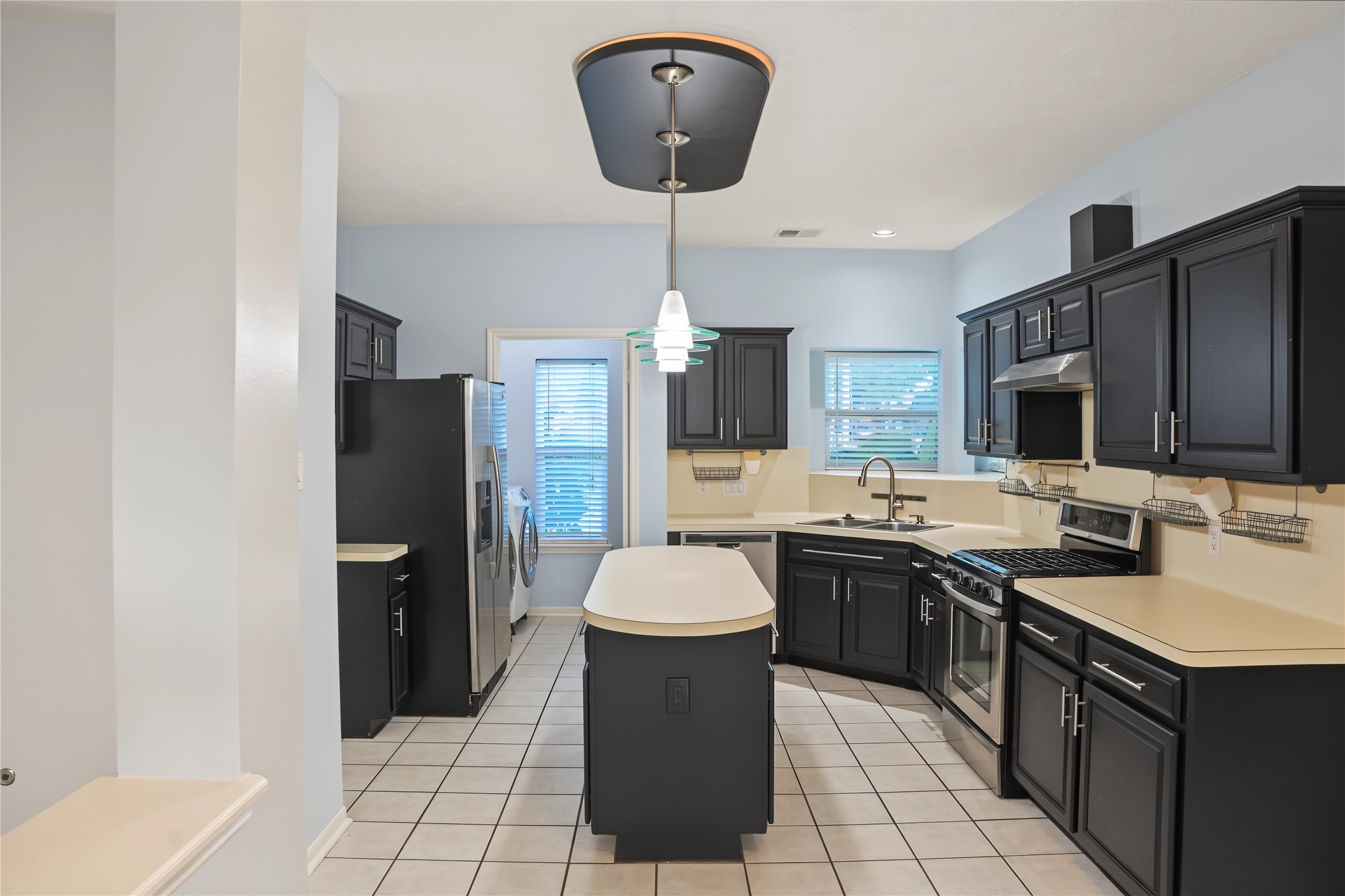 3603 Wild Berry Court Property Photo 10