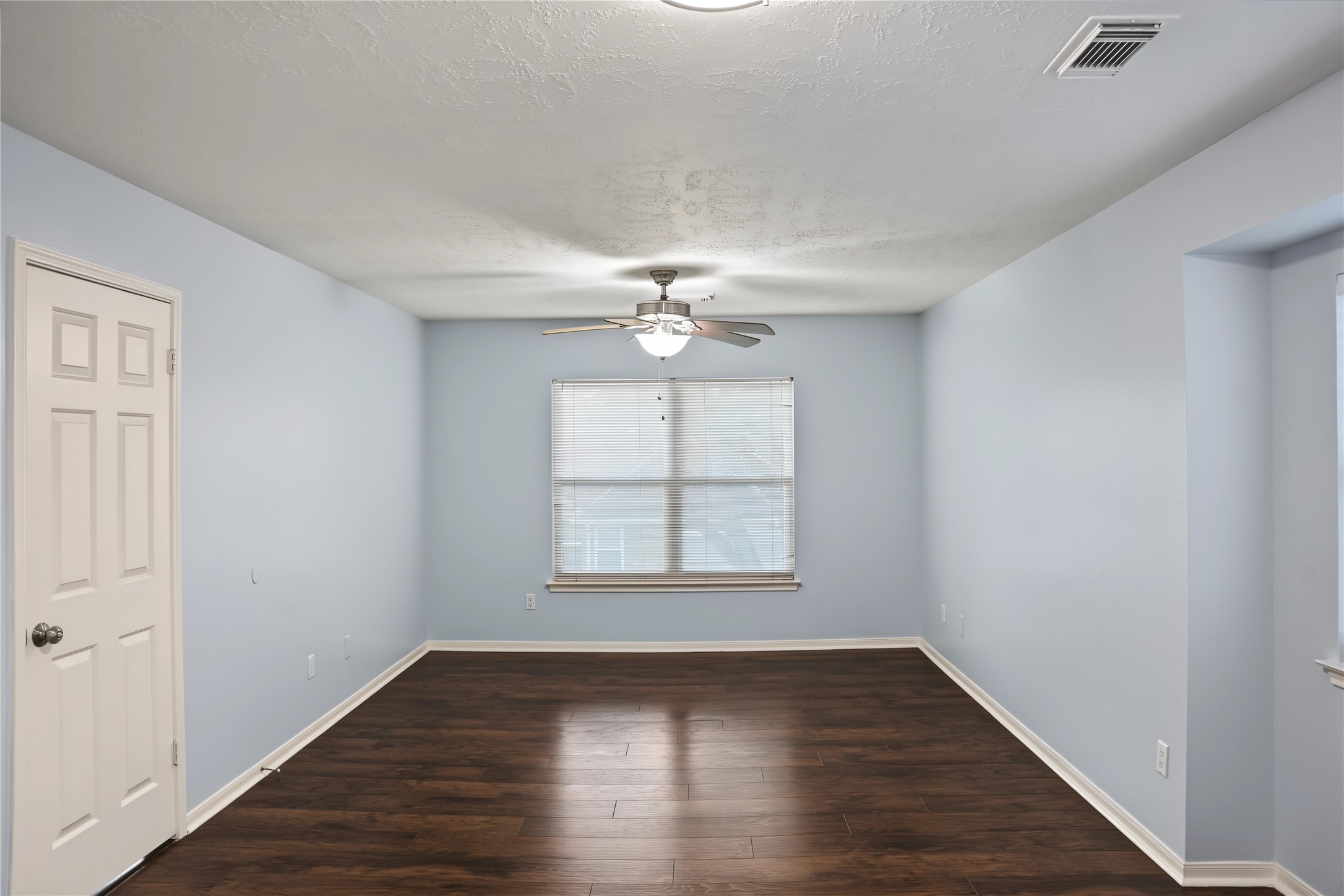 3603 Wild Berry Court Property Photo 19