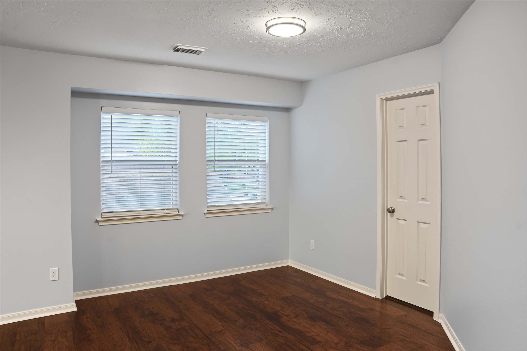 3603 Wild Berry Court Property Photo 27