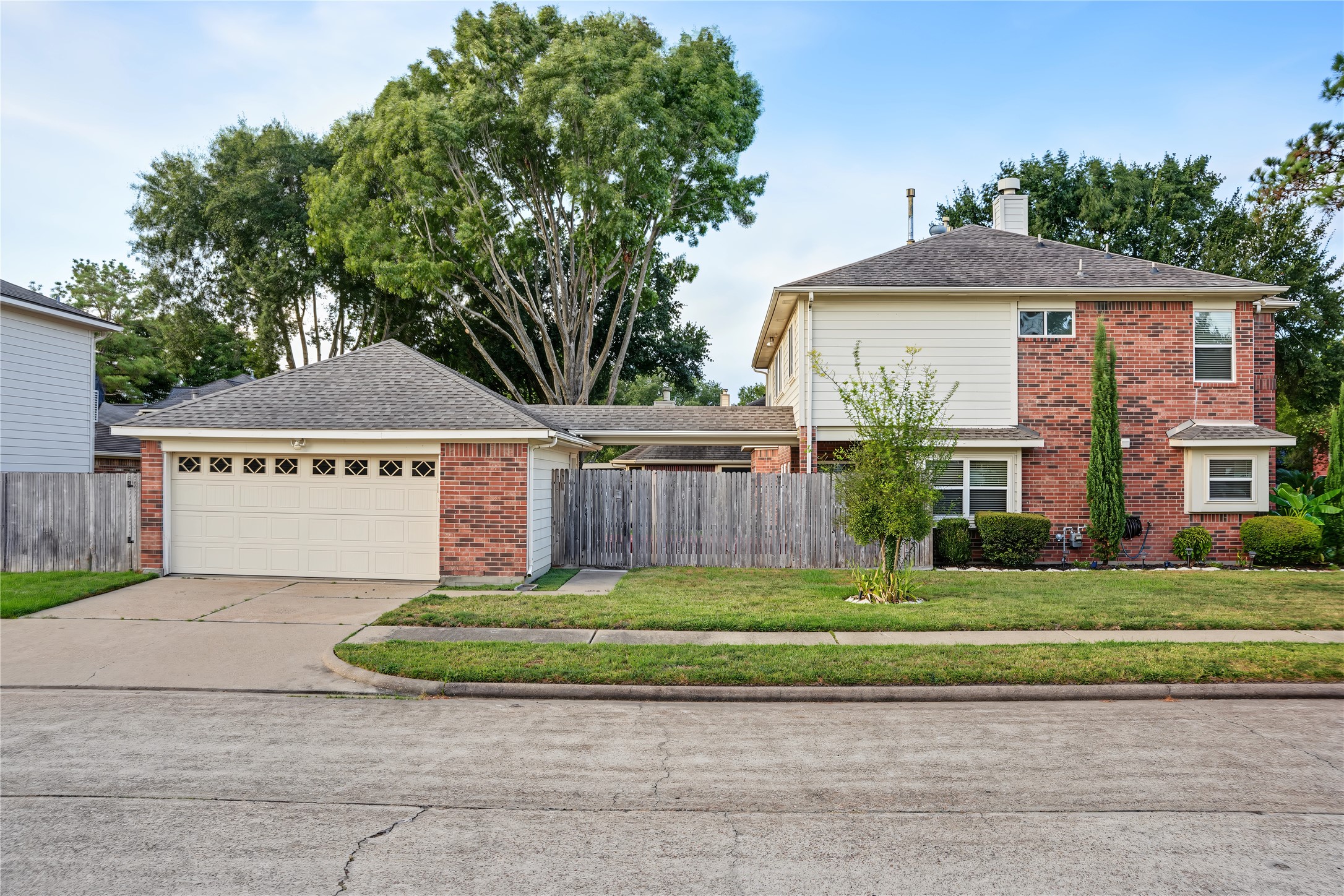 3603 Wild Berry Court Property Photo 33