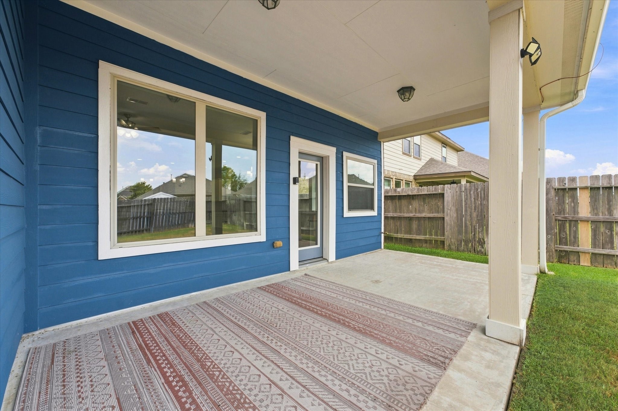 9510 Jayci Hills Lane Property Photo 18