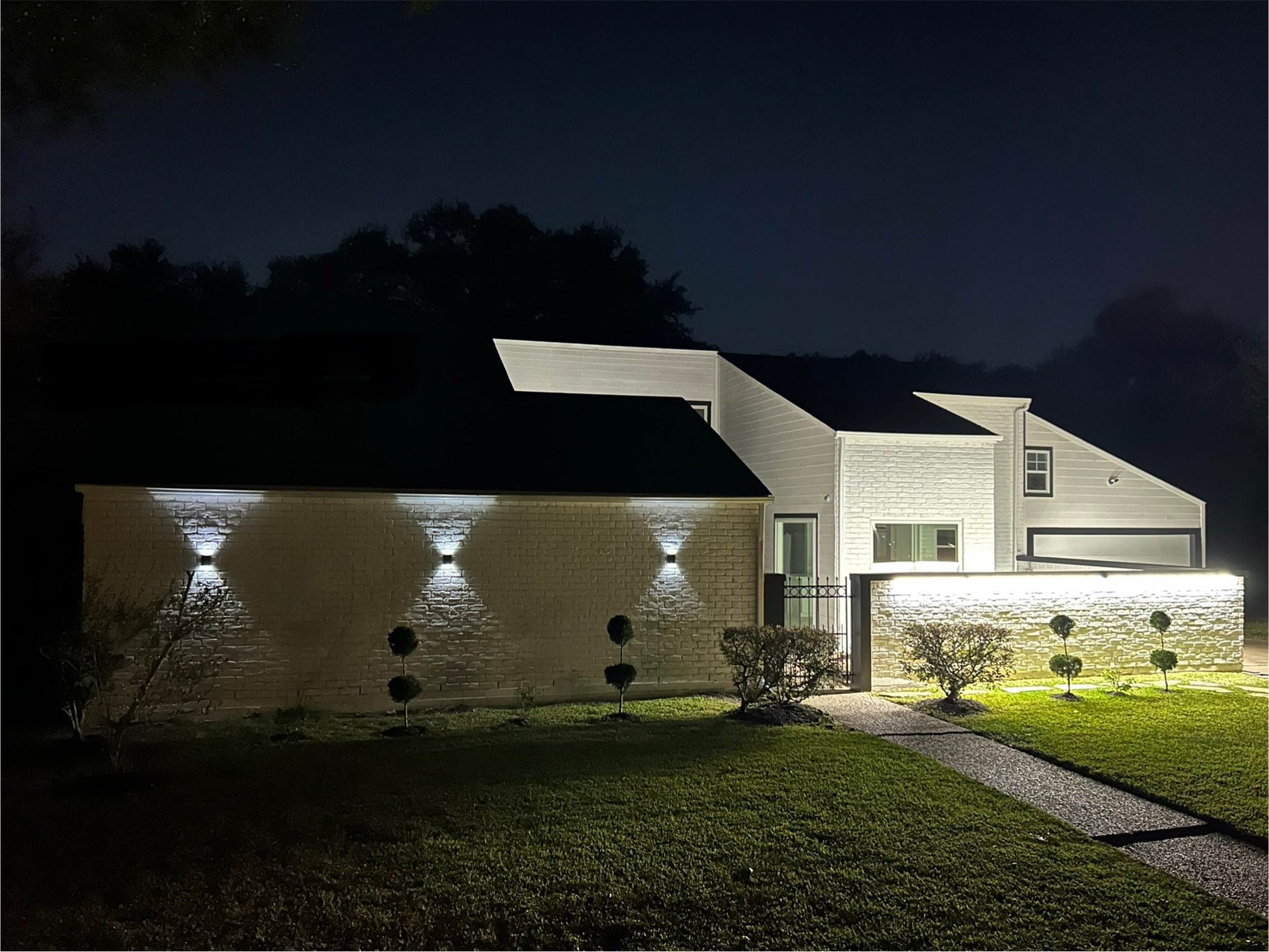 11923 Riverview Drive Property Photo 3